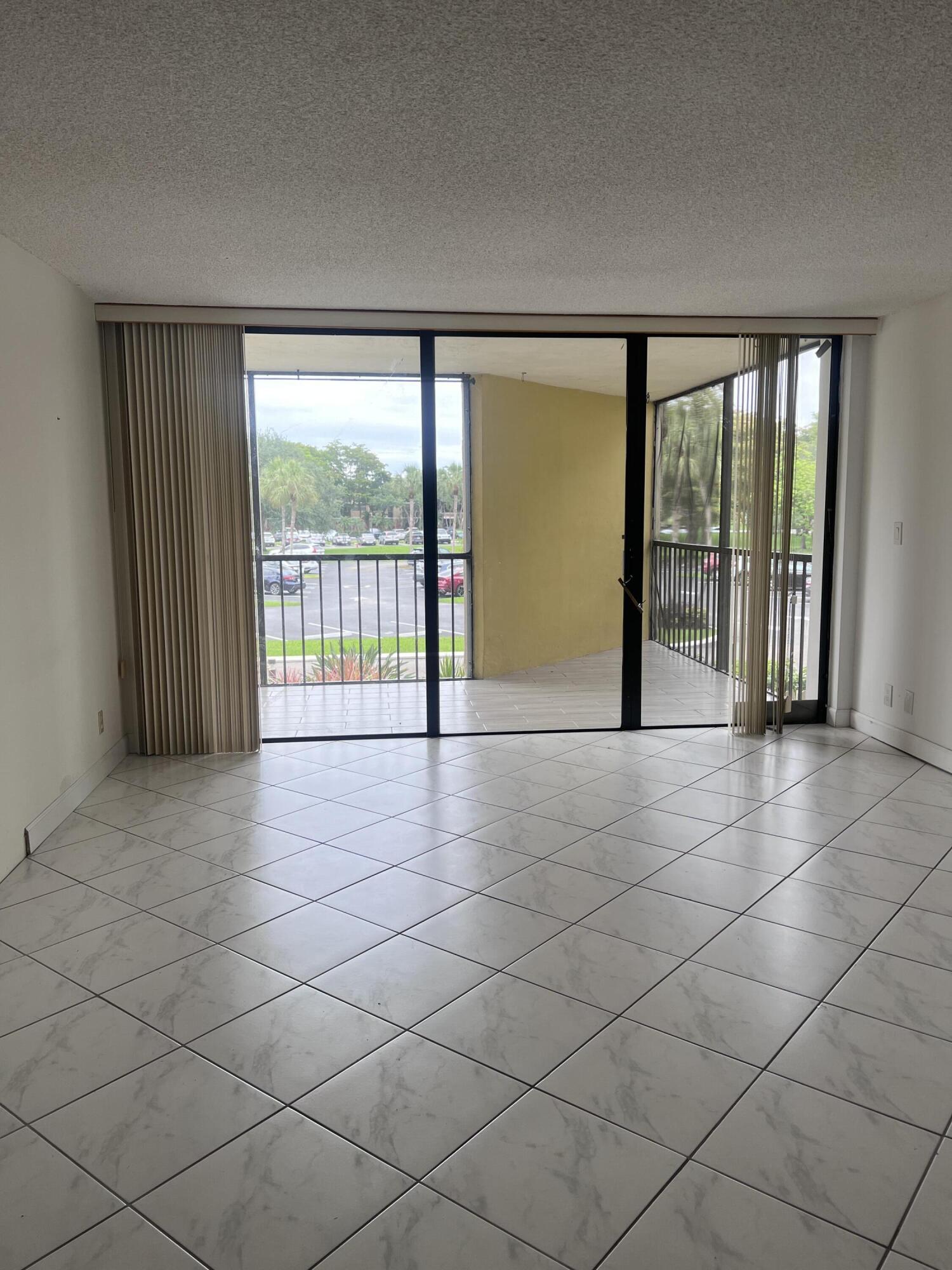 16300 Golf Club Road 216 Property Photo 11