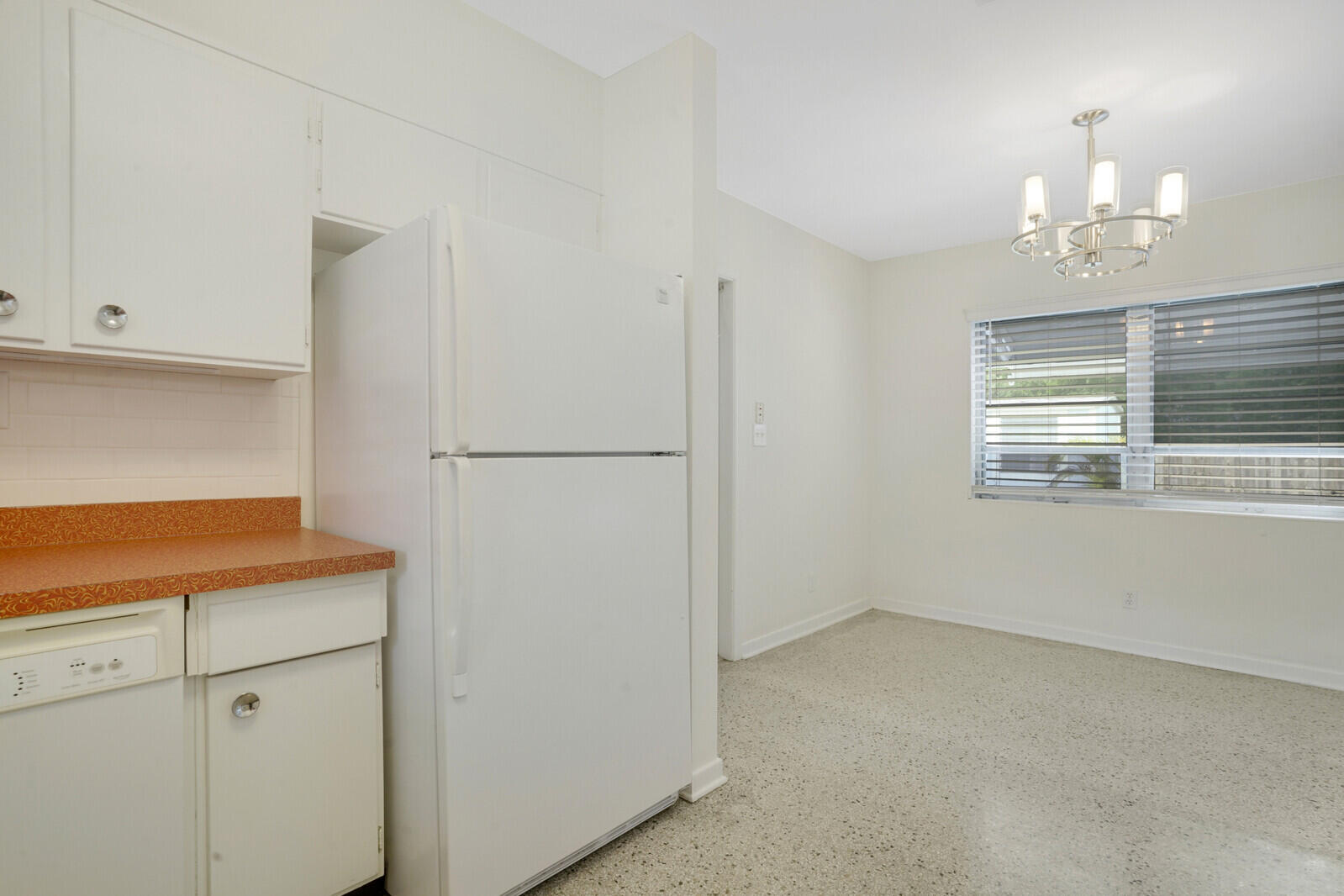3410 Poinsettia Avenue Property Photo 8