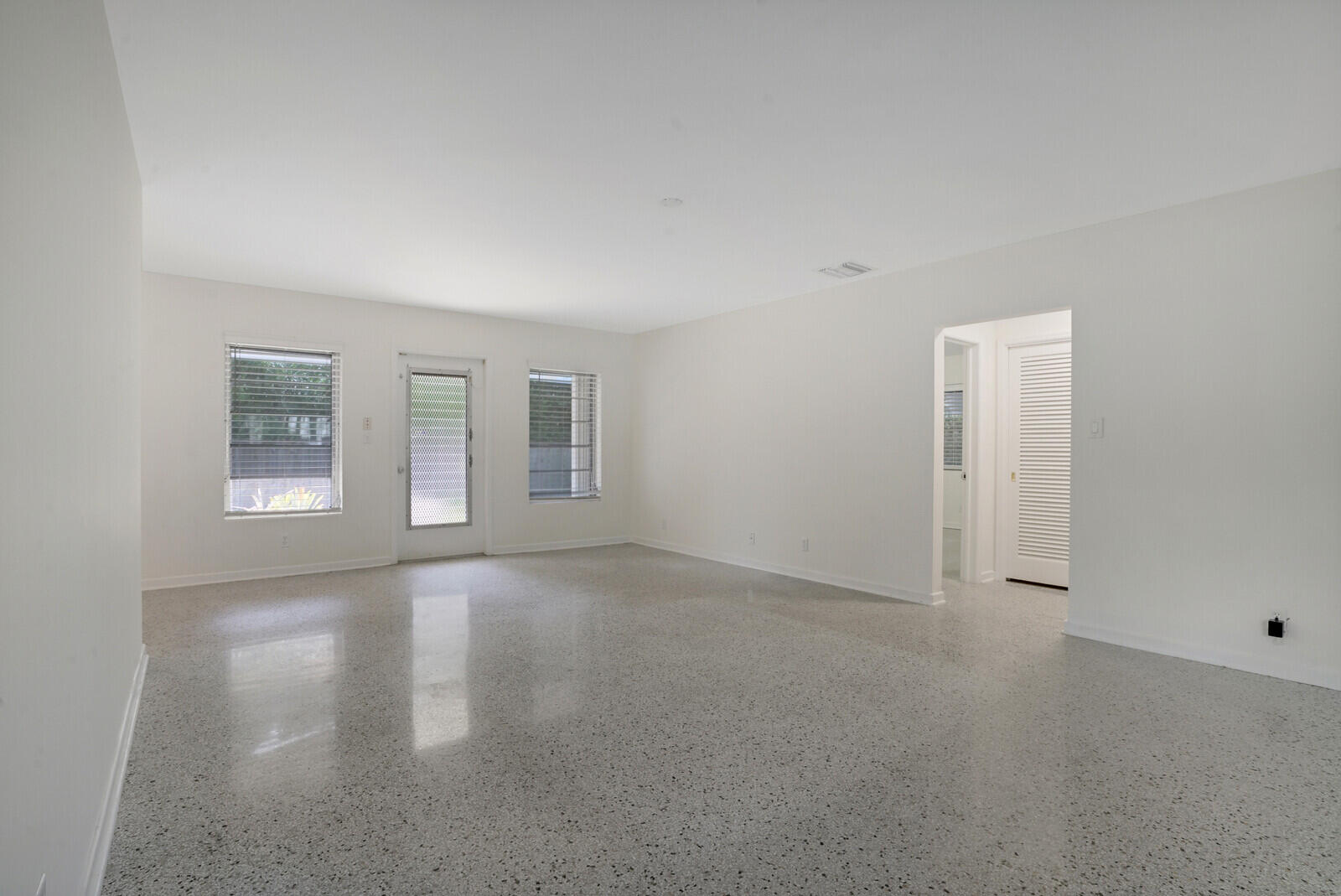 3410 Poinsettia Avenue Property Photo 26