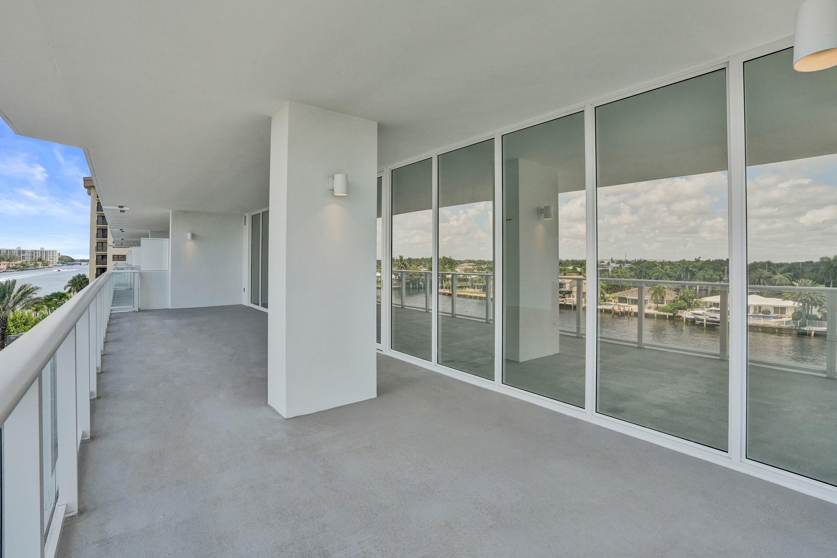 407 N Riverside Drive 401 Property Photo 63