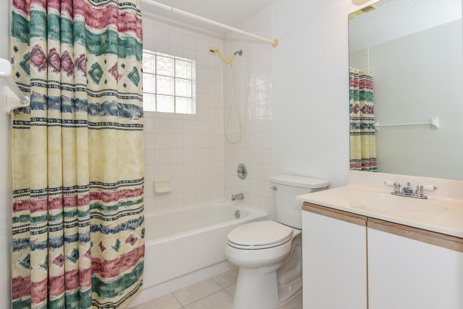 201 Muirfield Court 201e Property Photo 14