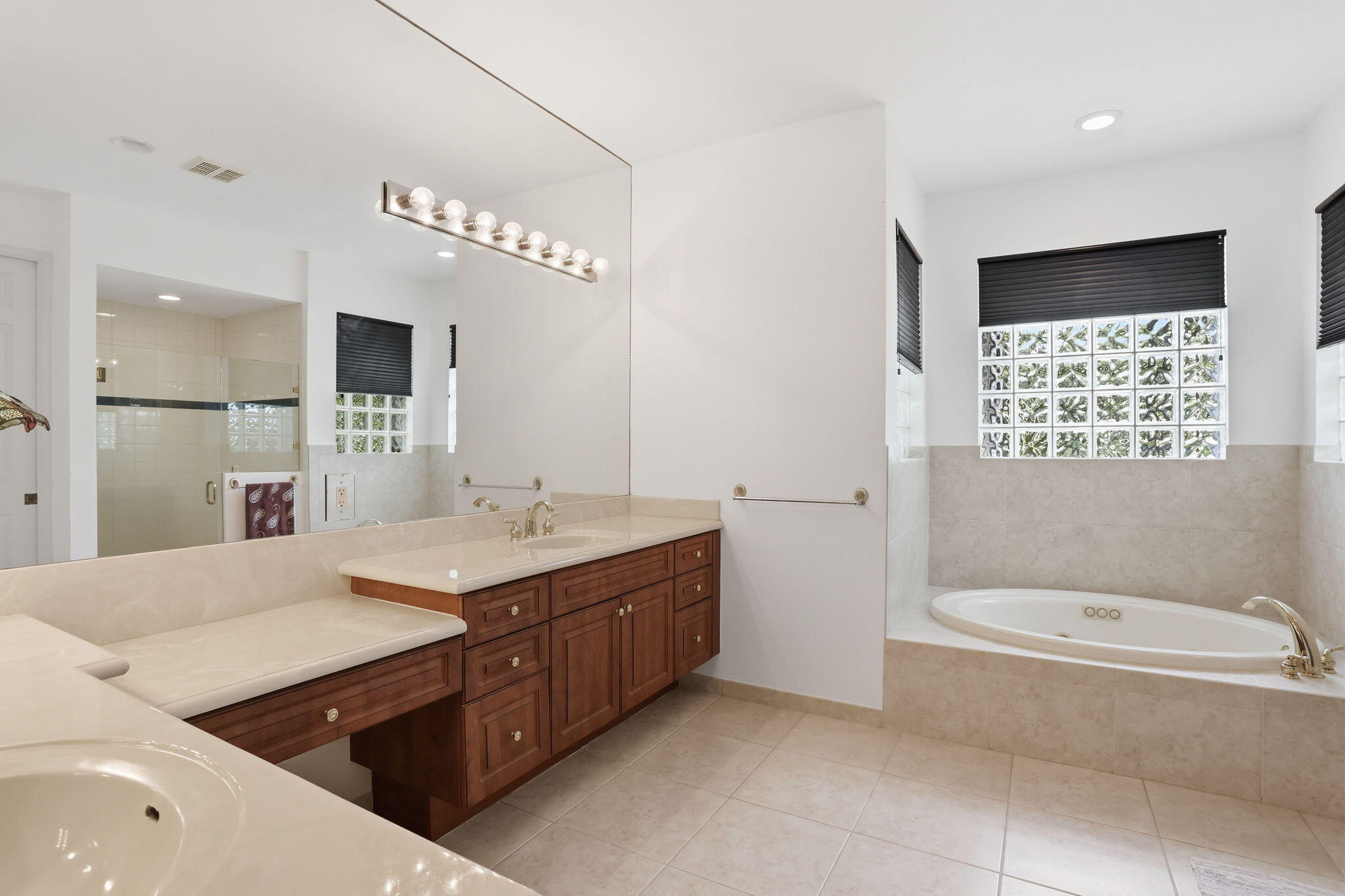 7527 Monticello Way Property Photo 32