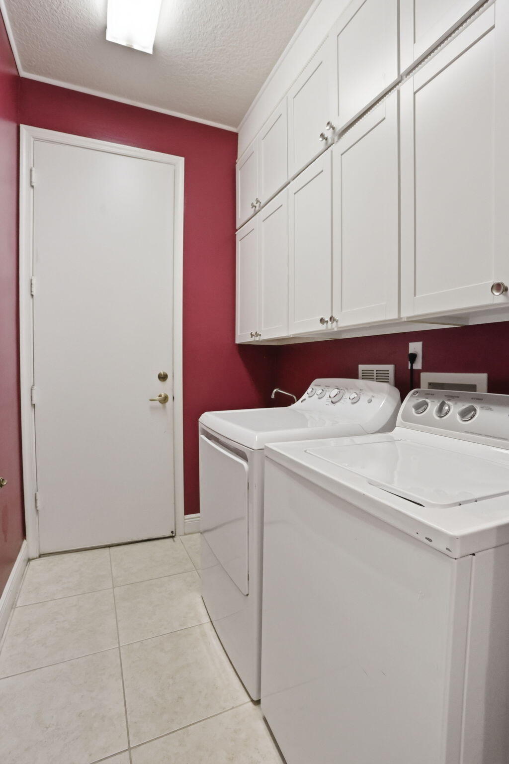 7527 Monticello Way Property Photo 42