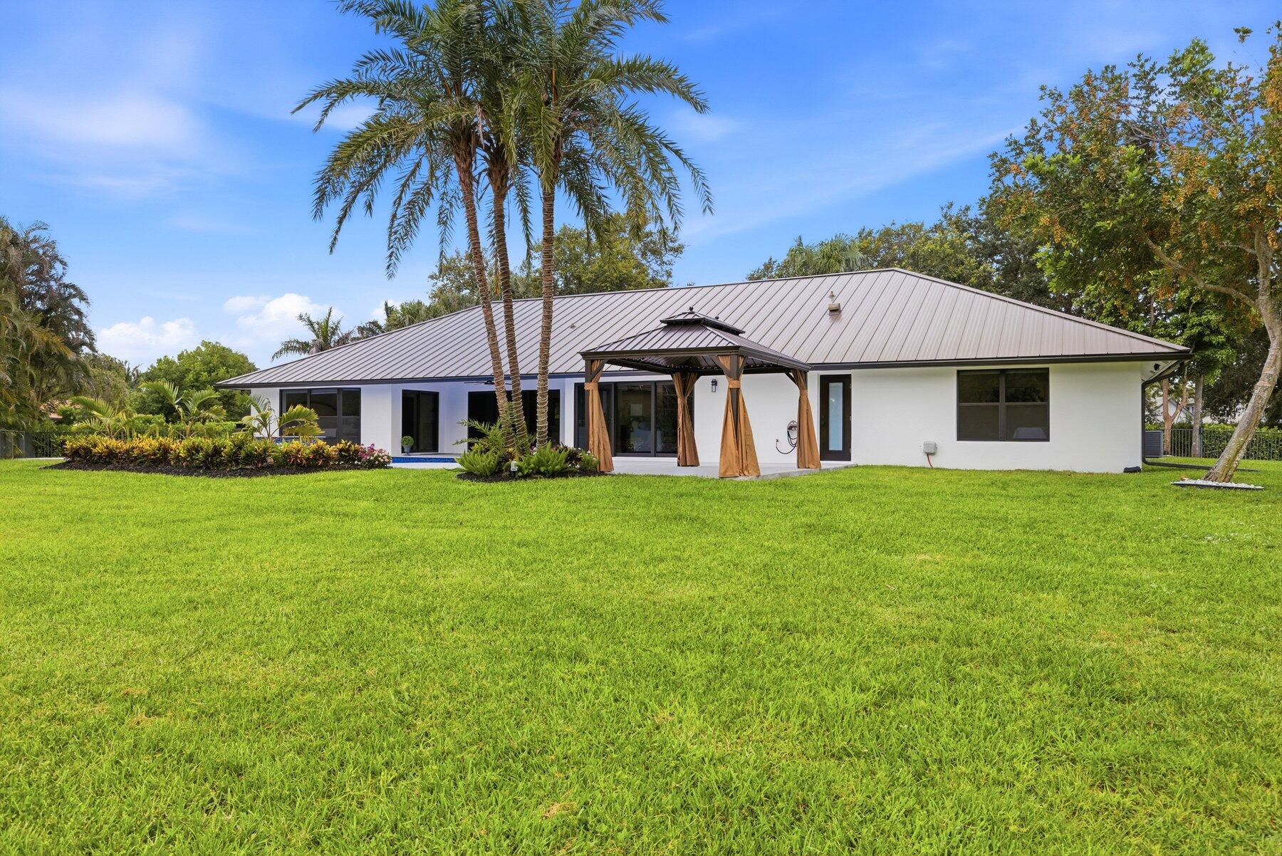 15555 De Havilland Court Property Photo 46