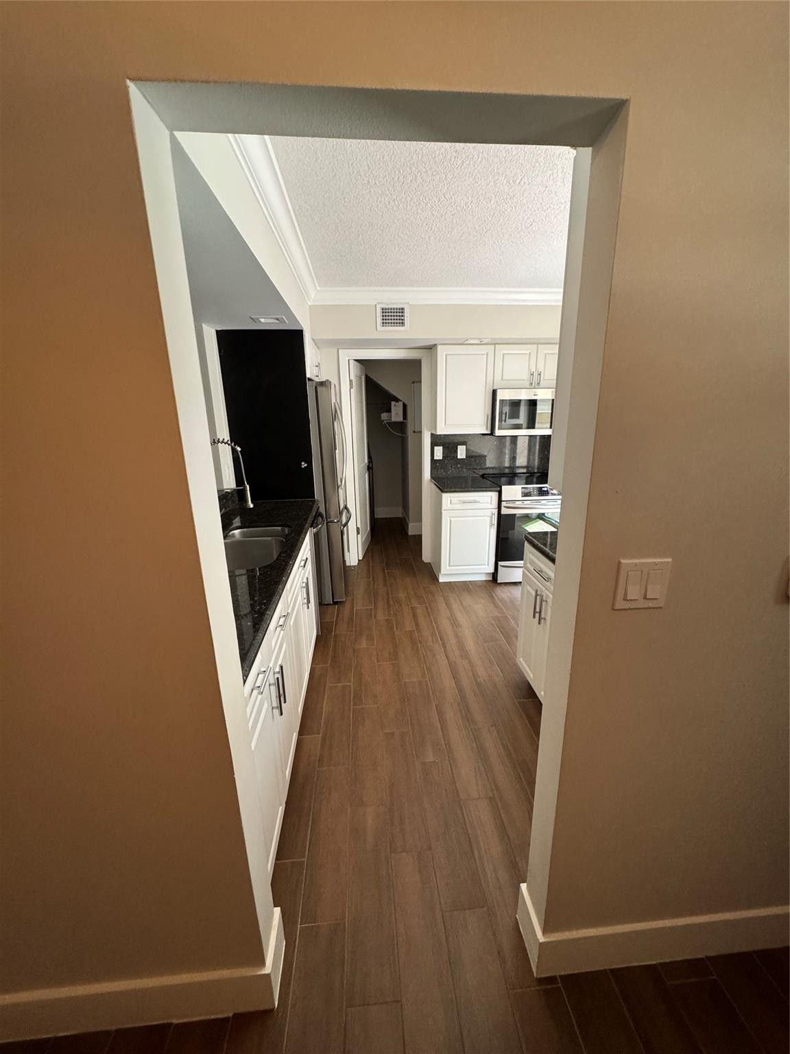 7741 La Mirada Drive Property Photo 4