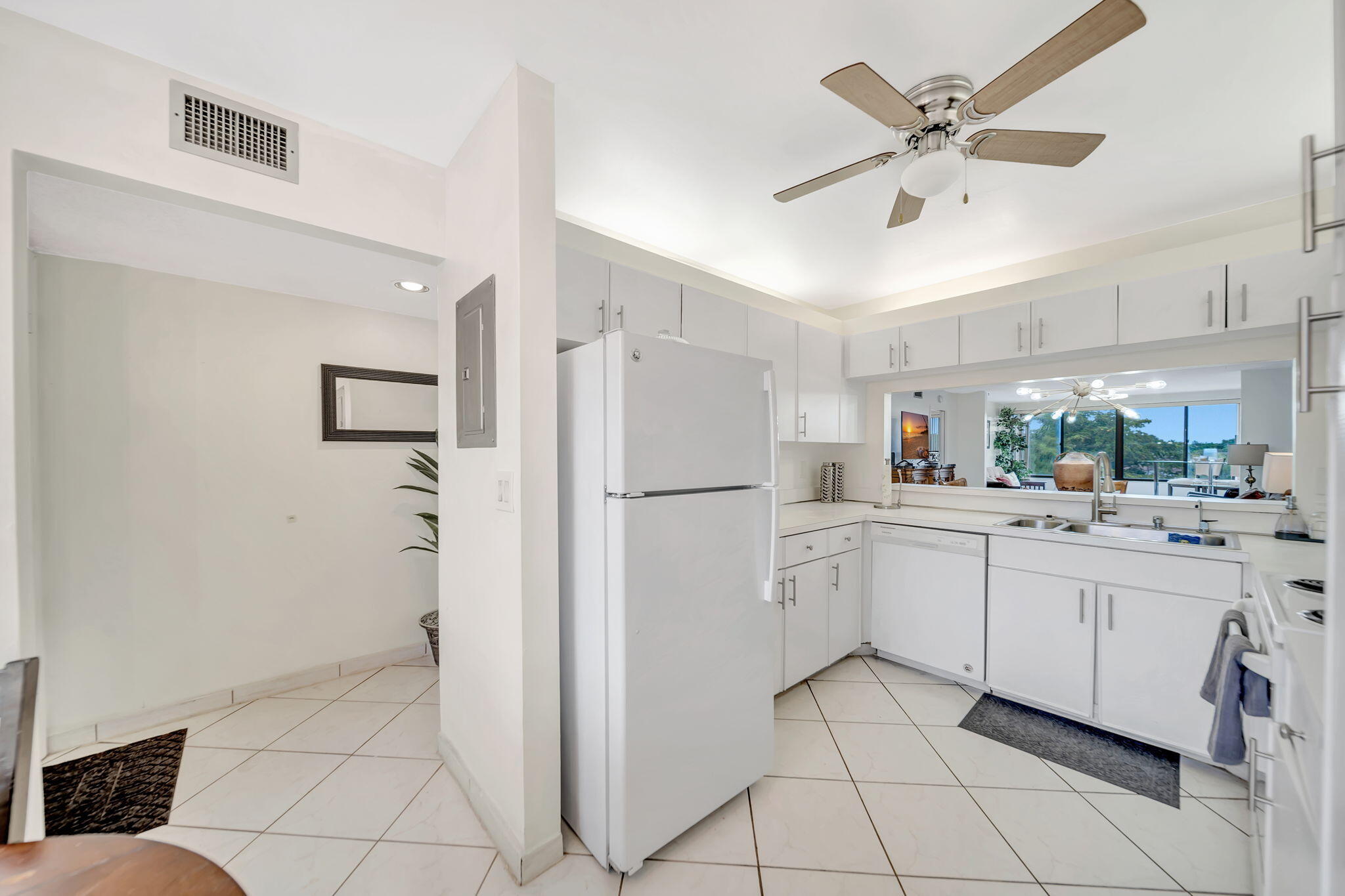 9485 N Belfort Circle 308 Property Photo 12