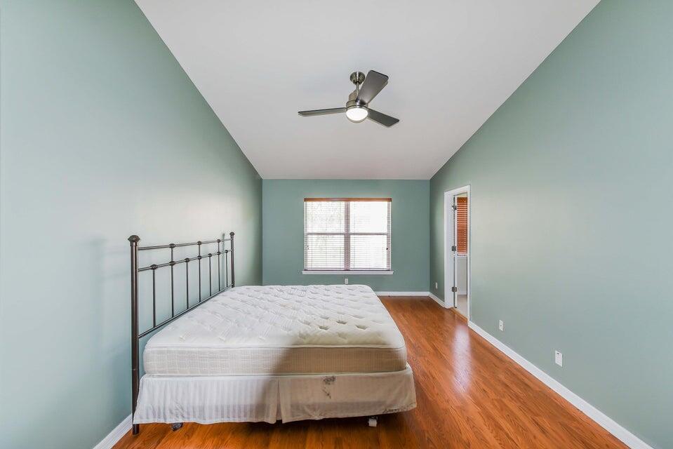 9687 Lago Drive Property Photo 6
