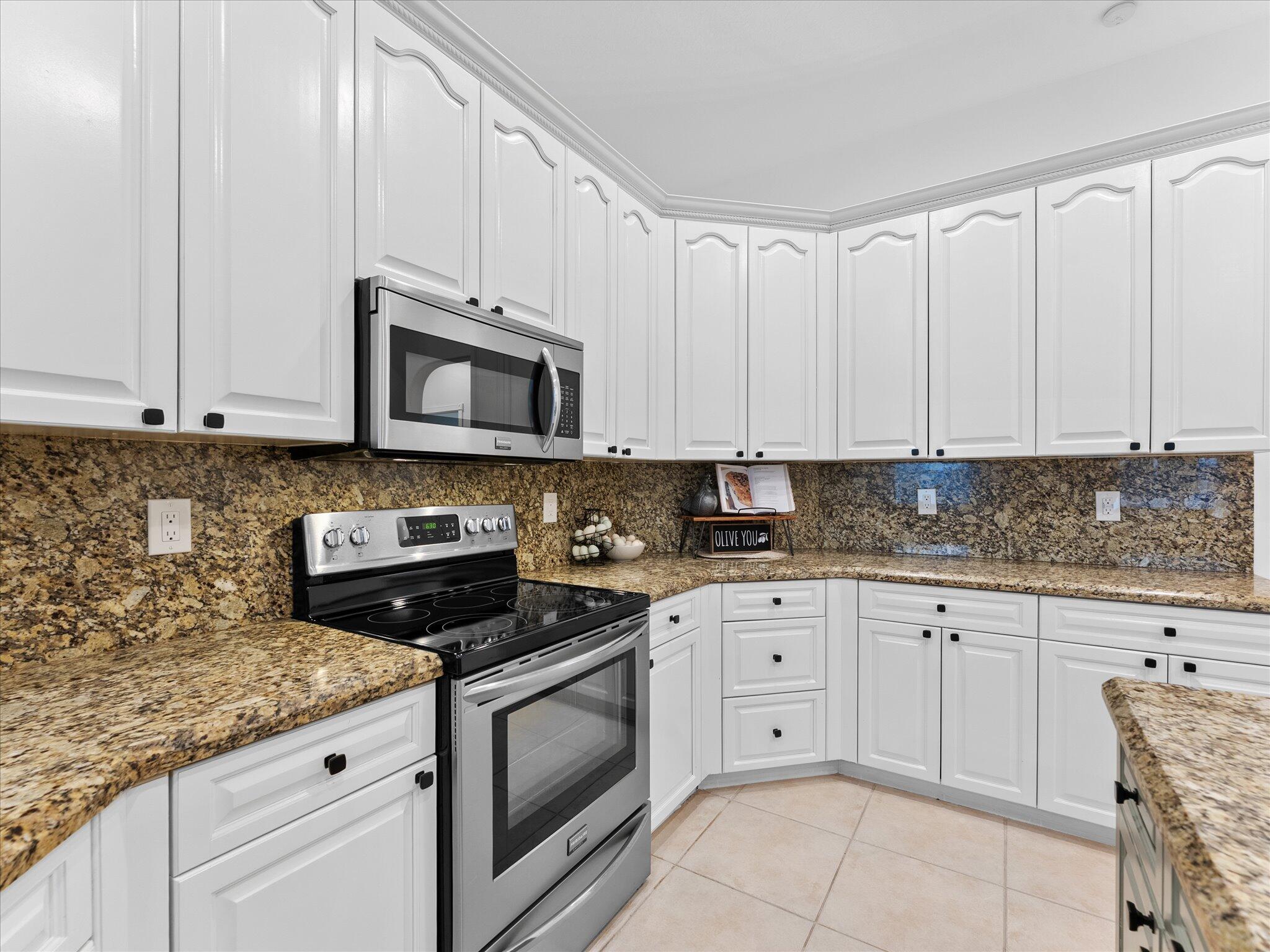 12975 N 169th Ct Court N Property Photo 19