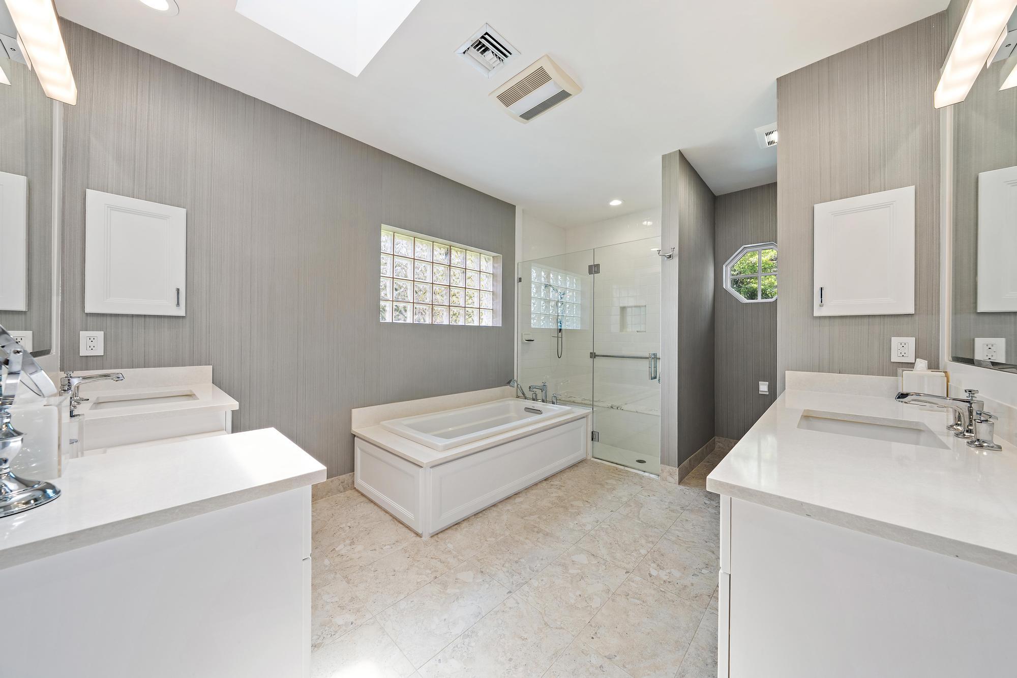 4501 Captains Way Property Photo 7