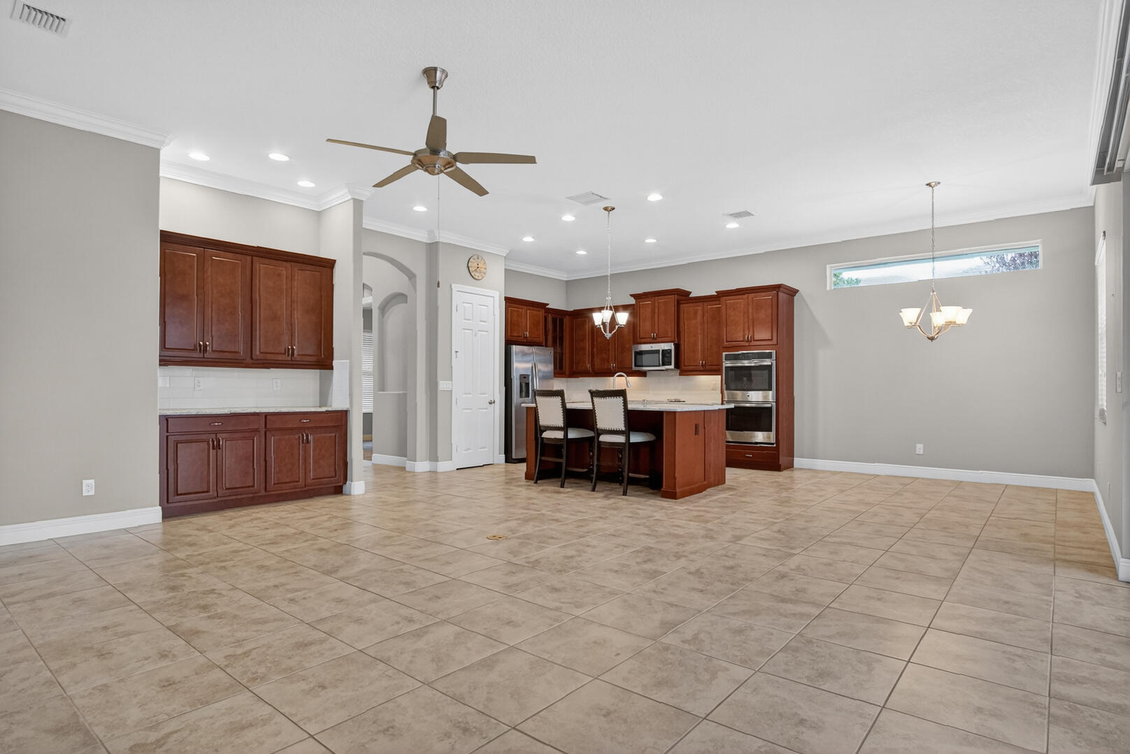 9531 Shadow Lane Property Photo 4