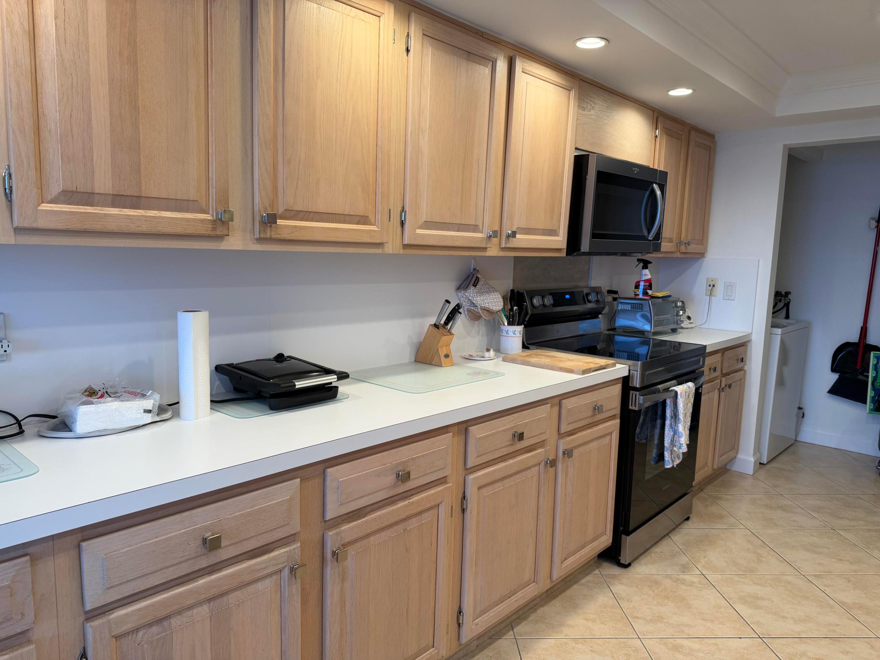 1800 S Ocean Boulevard Unit 612 Property Photo 10