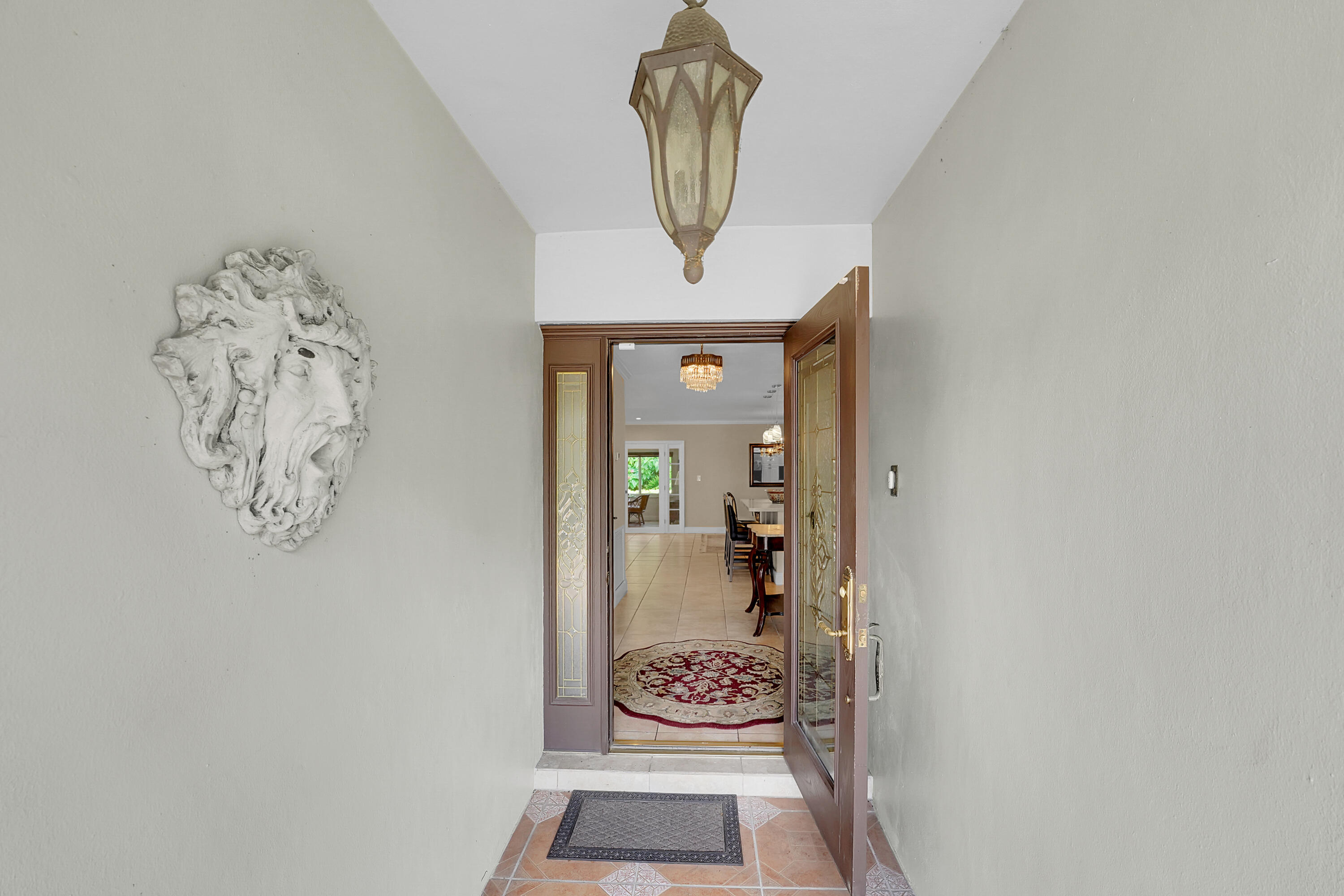 1019 E Cypress Drive Property Photo 6