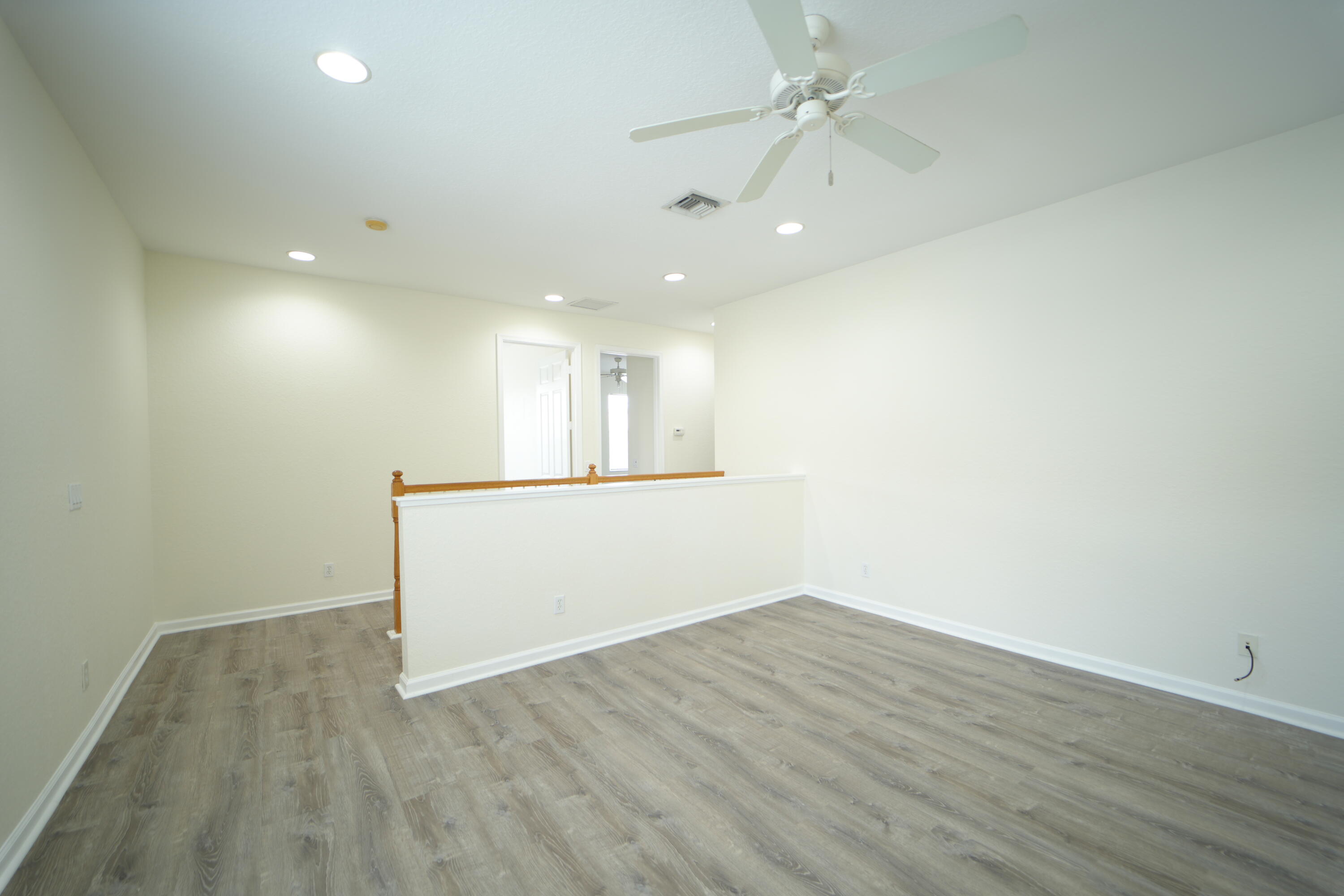 2202 Sw Cape Cod Drive Property Photo 11