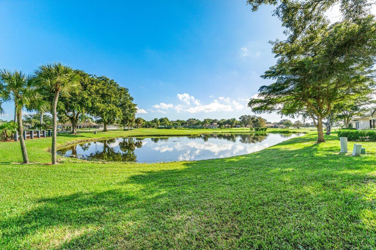 5605 Forest Oaks Terrace Property Photo 1