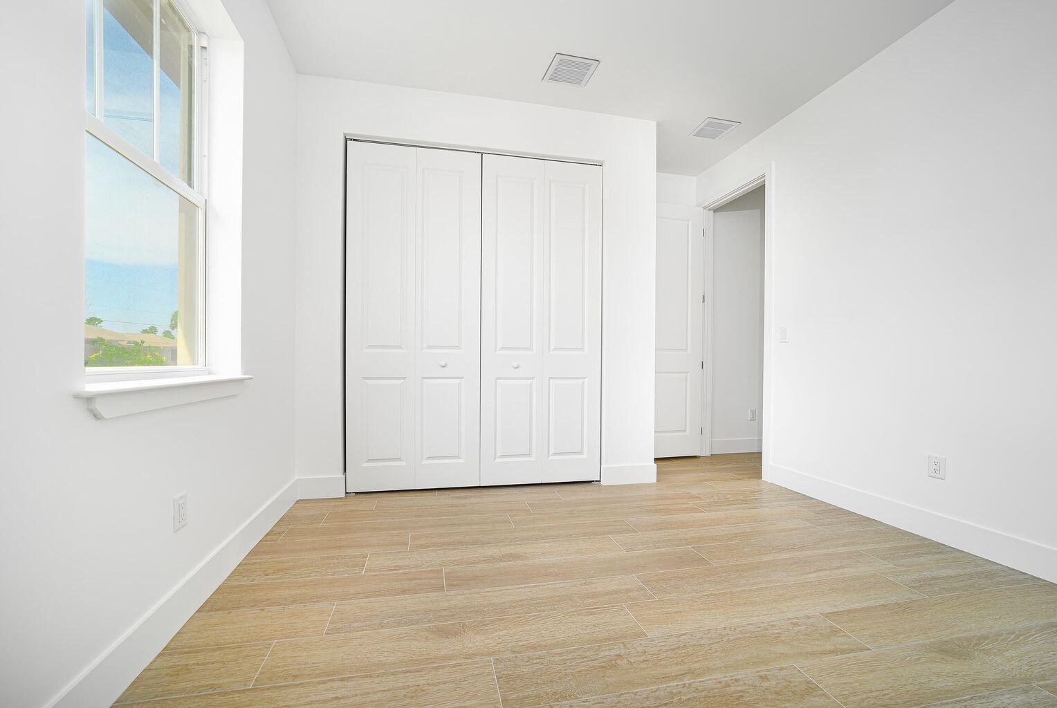 15245 Brainbridge Circle Property Photo 30