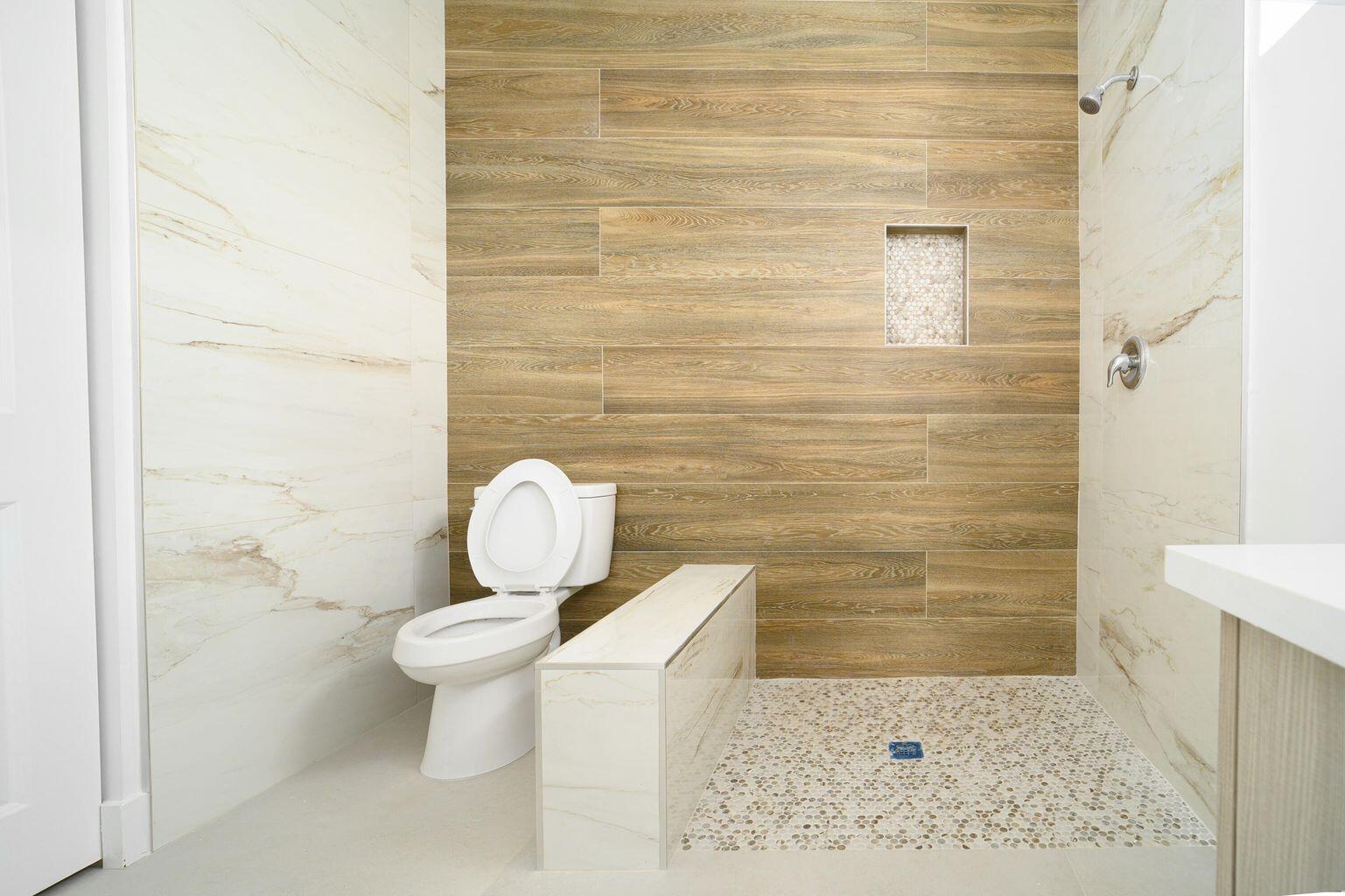 15245 Brainbridge Circle Property Photo 38