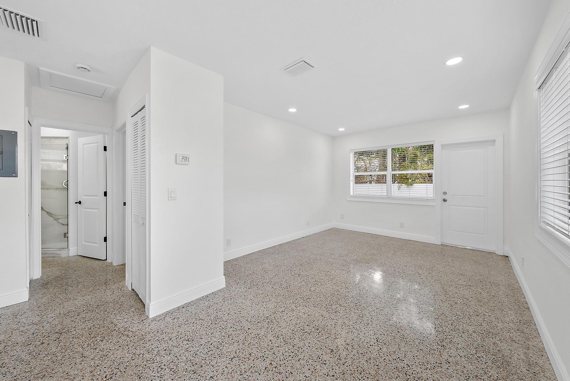3808 Broadway 3 Property Photo 4