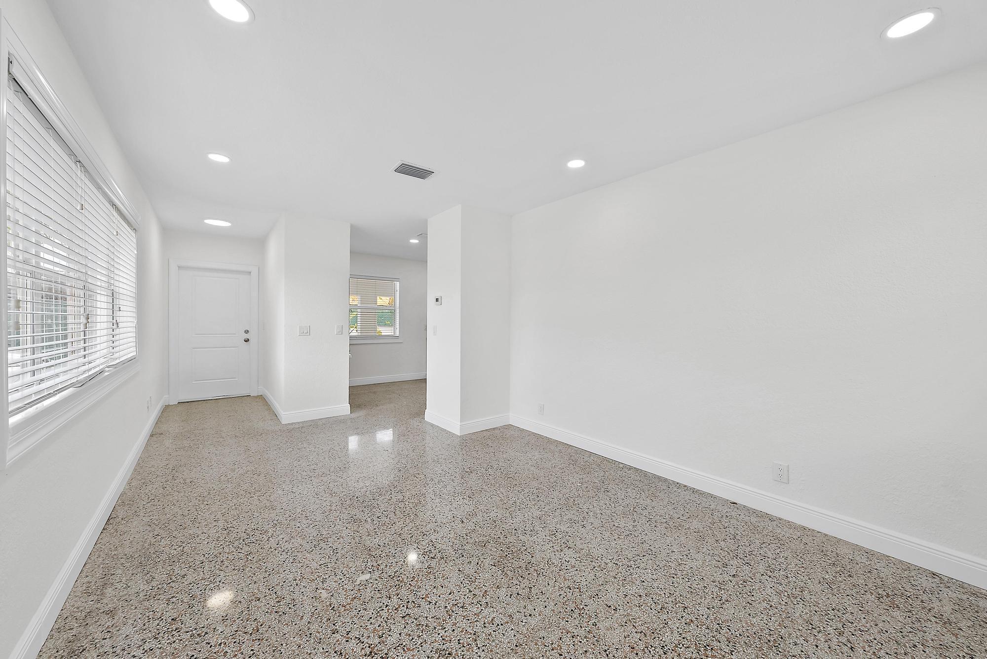 3808 Broadway 3 Property Photo 5