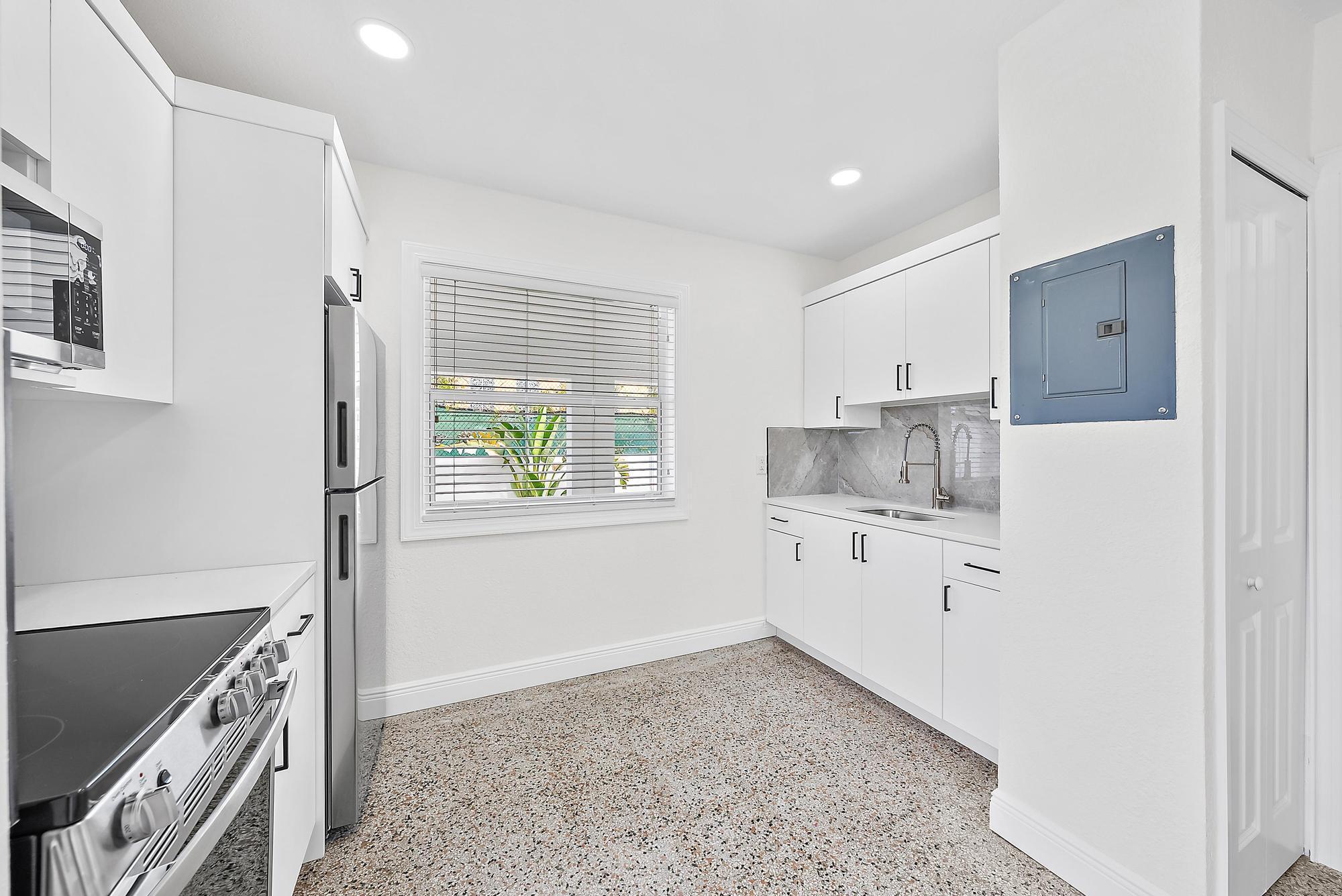 3808 Broadway 3 Property Photo 6