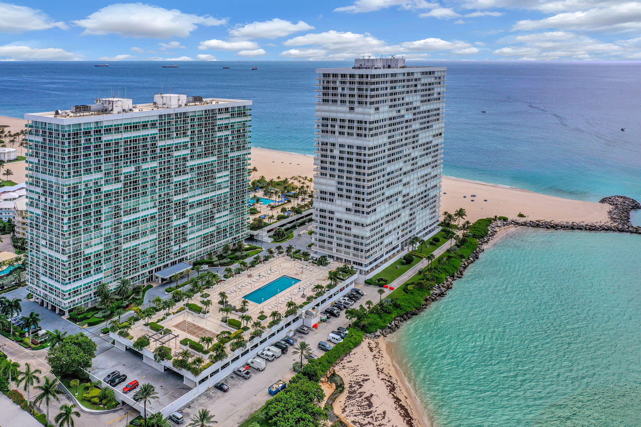 2100 S Ocean Lane 101-102 Property Photo 1