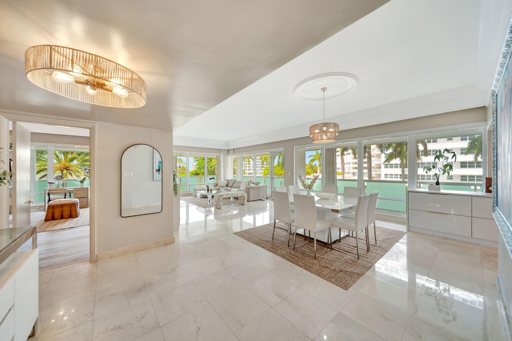 2100 S Ocean Lane 101-102 Property Photo 4