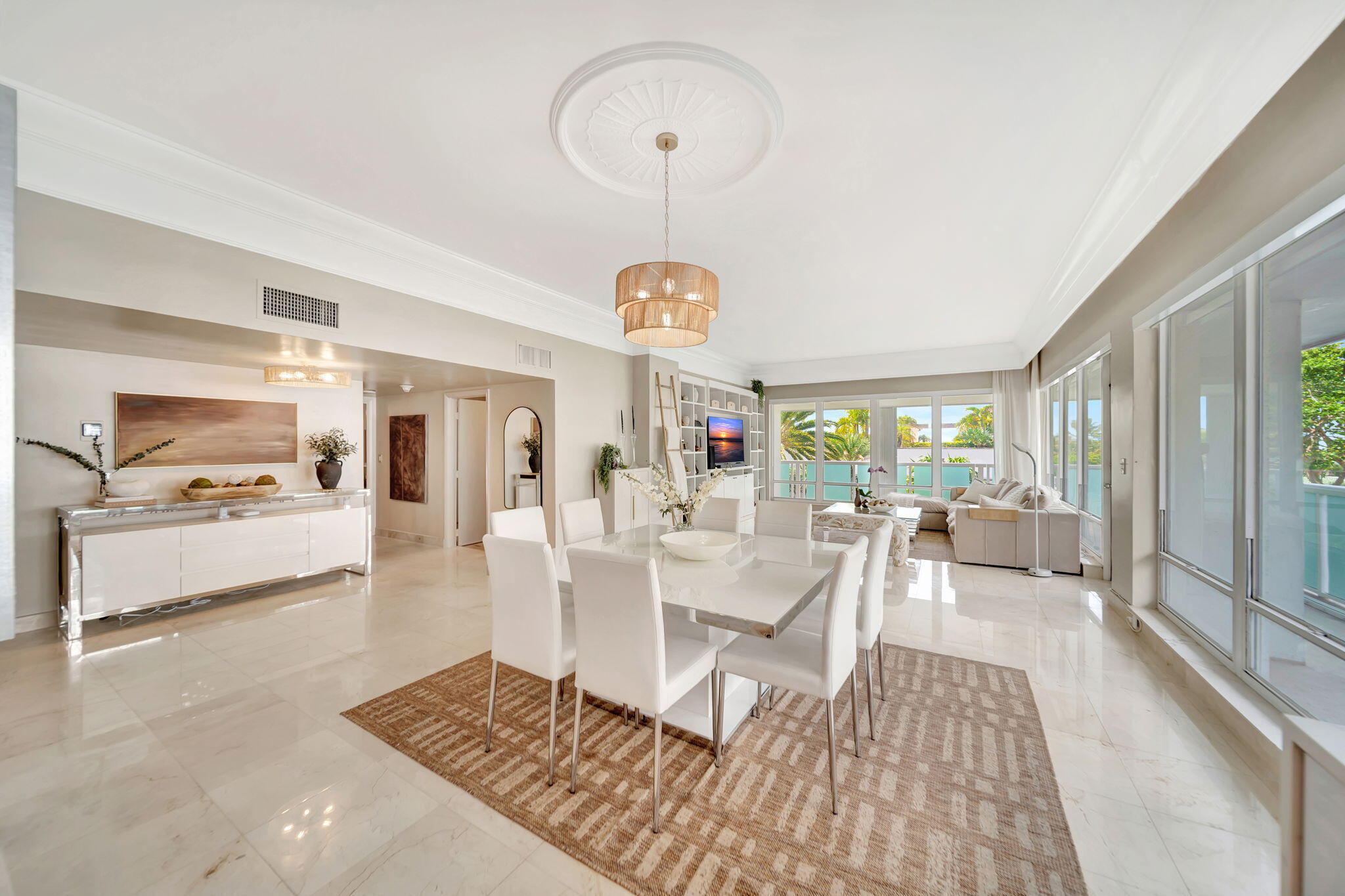 2100 S Ocean Lane 101-102 Property Photo 11