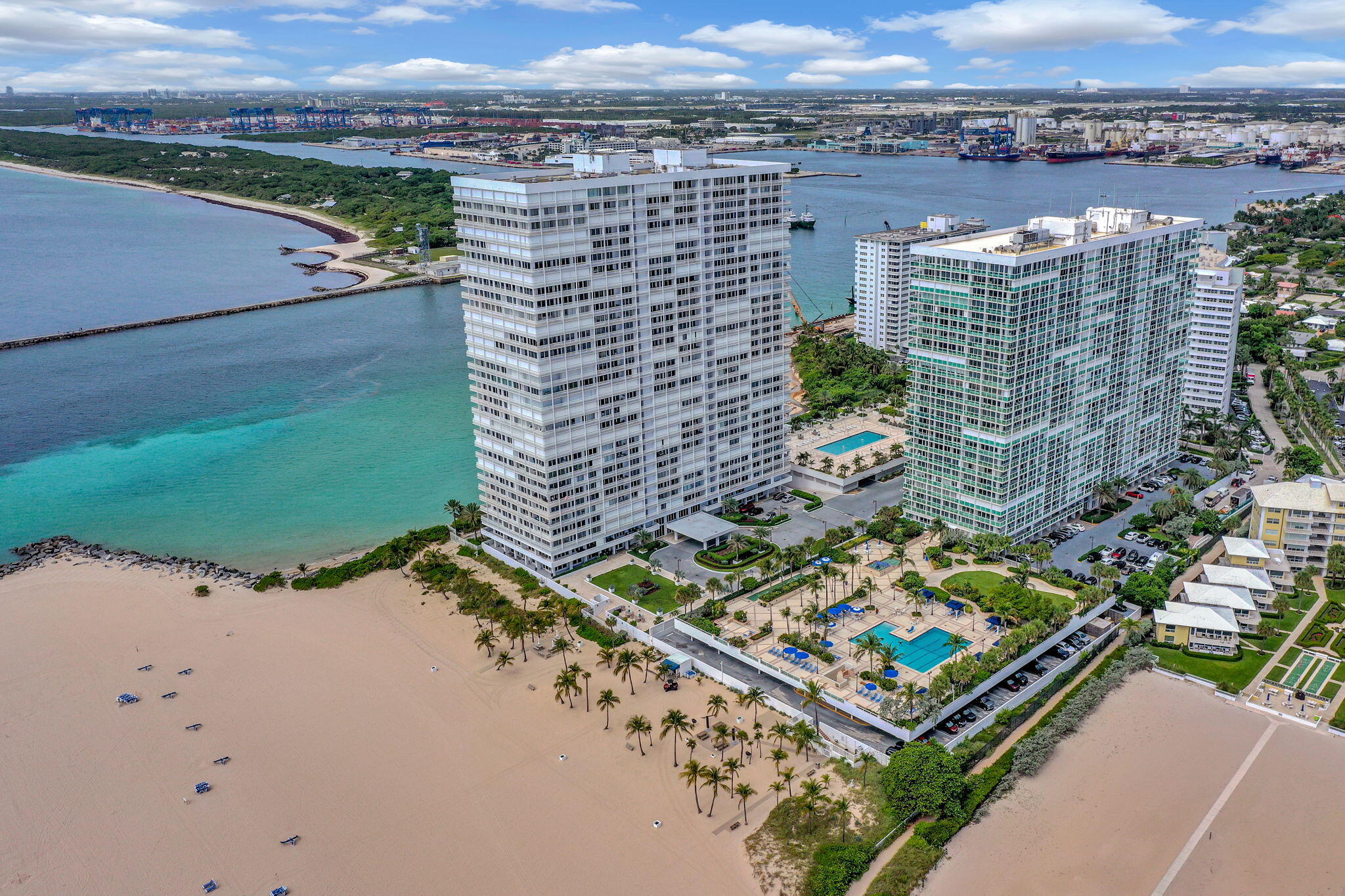 2100 S Ocean Lane 101-102 Property Photo 50