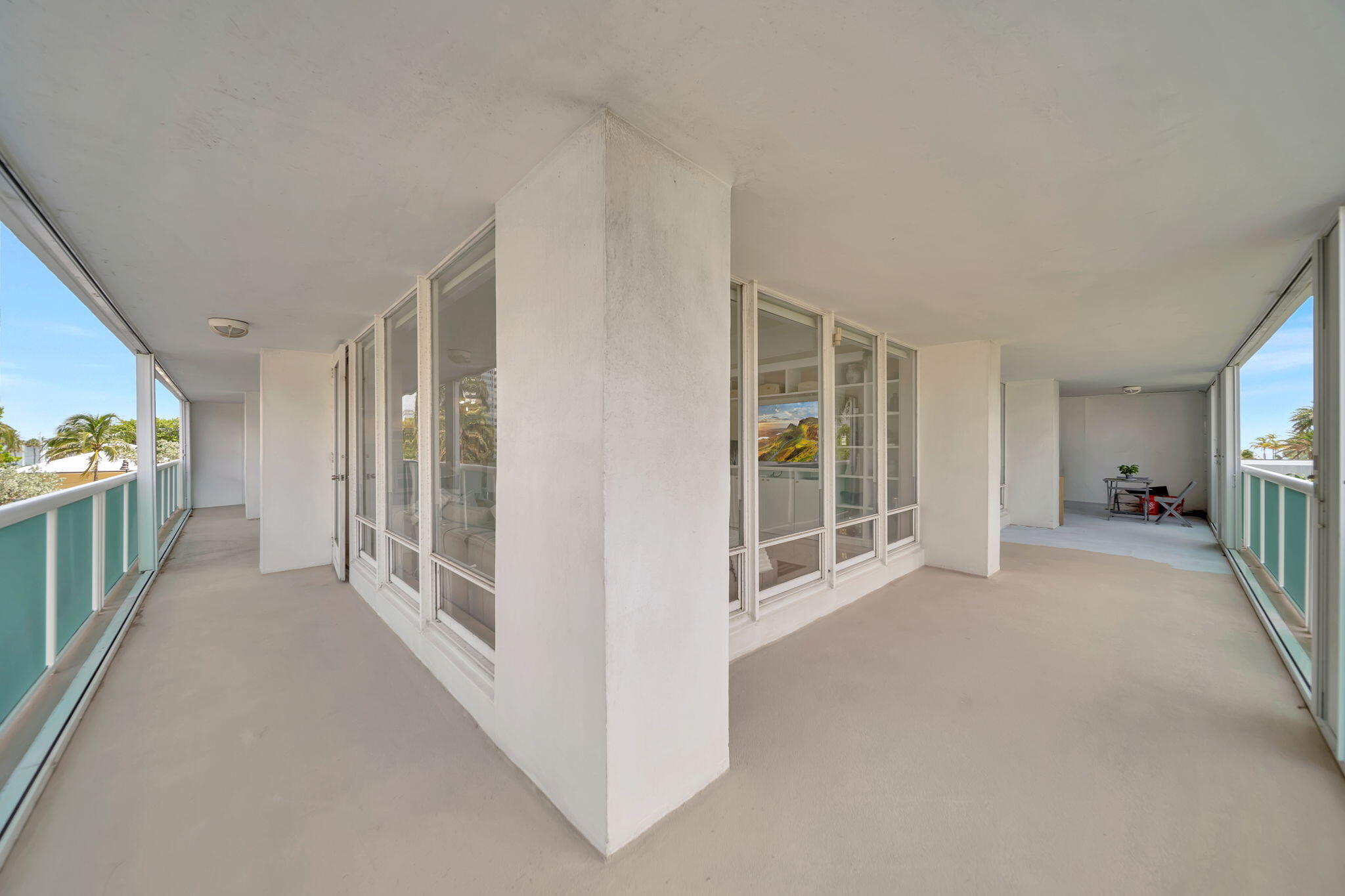 2100 S Ocean Lane 101-102 Property Photo 56