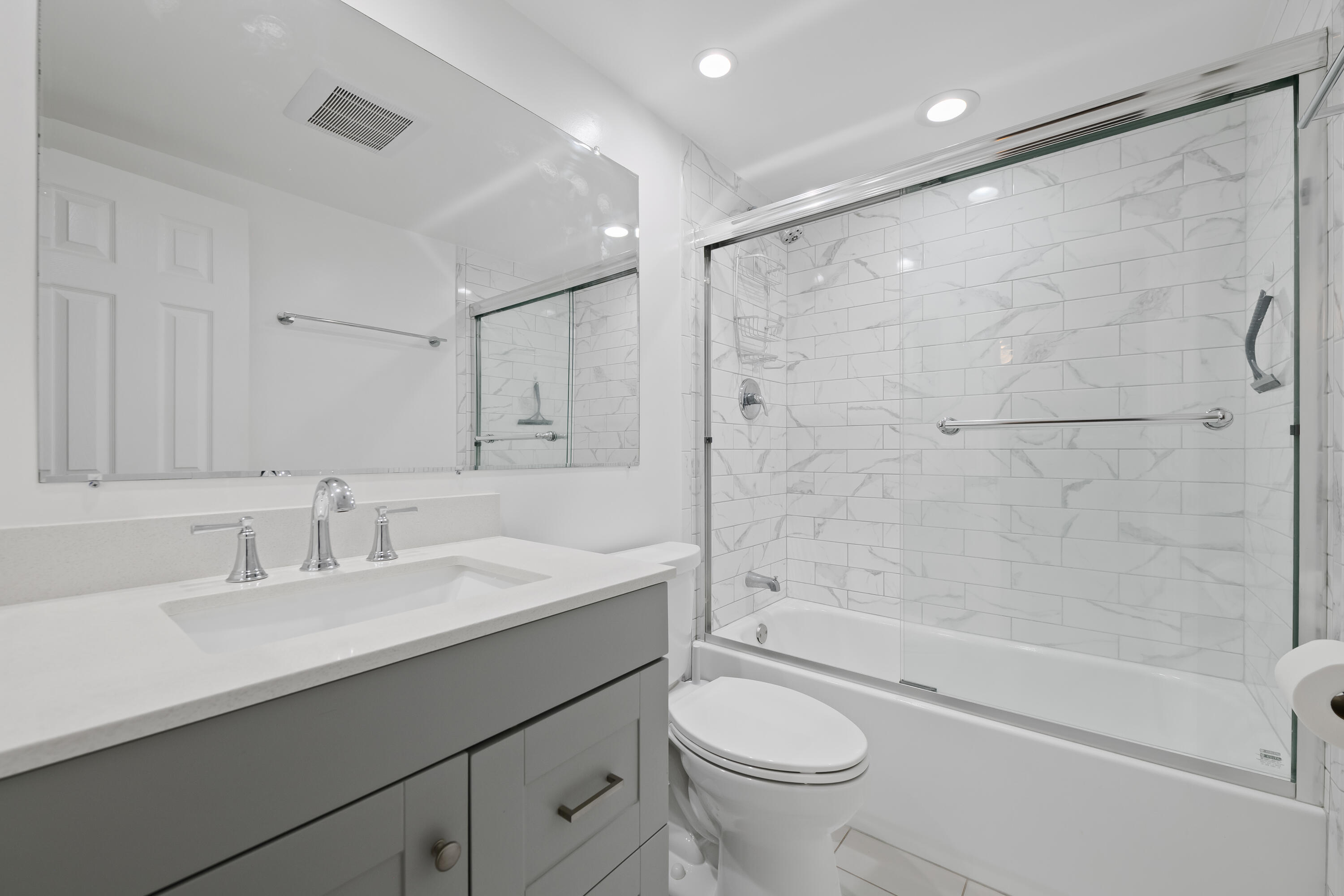 720 Orton Avenue 402 Property Photo 12