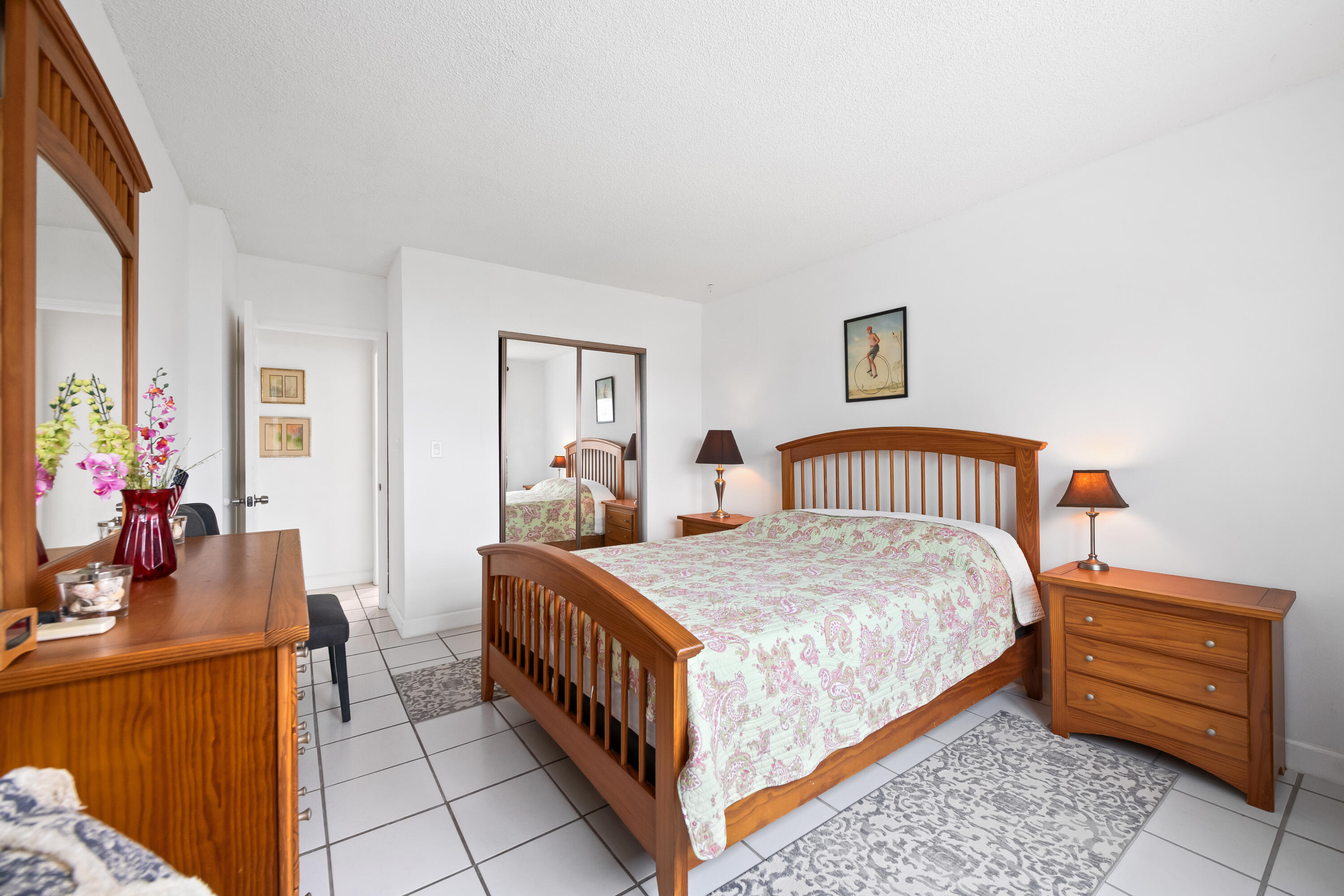 720 Orton Avenue 402 Property Photo 16
