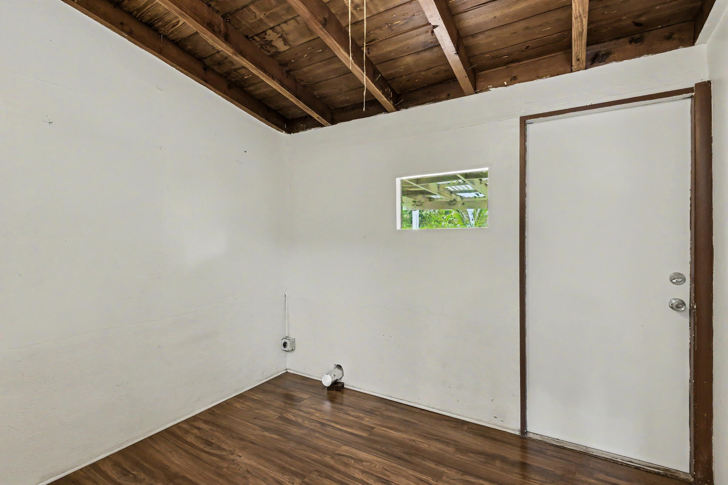 604 Ne 14th Place Property Photo 10