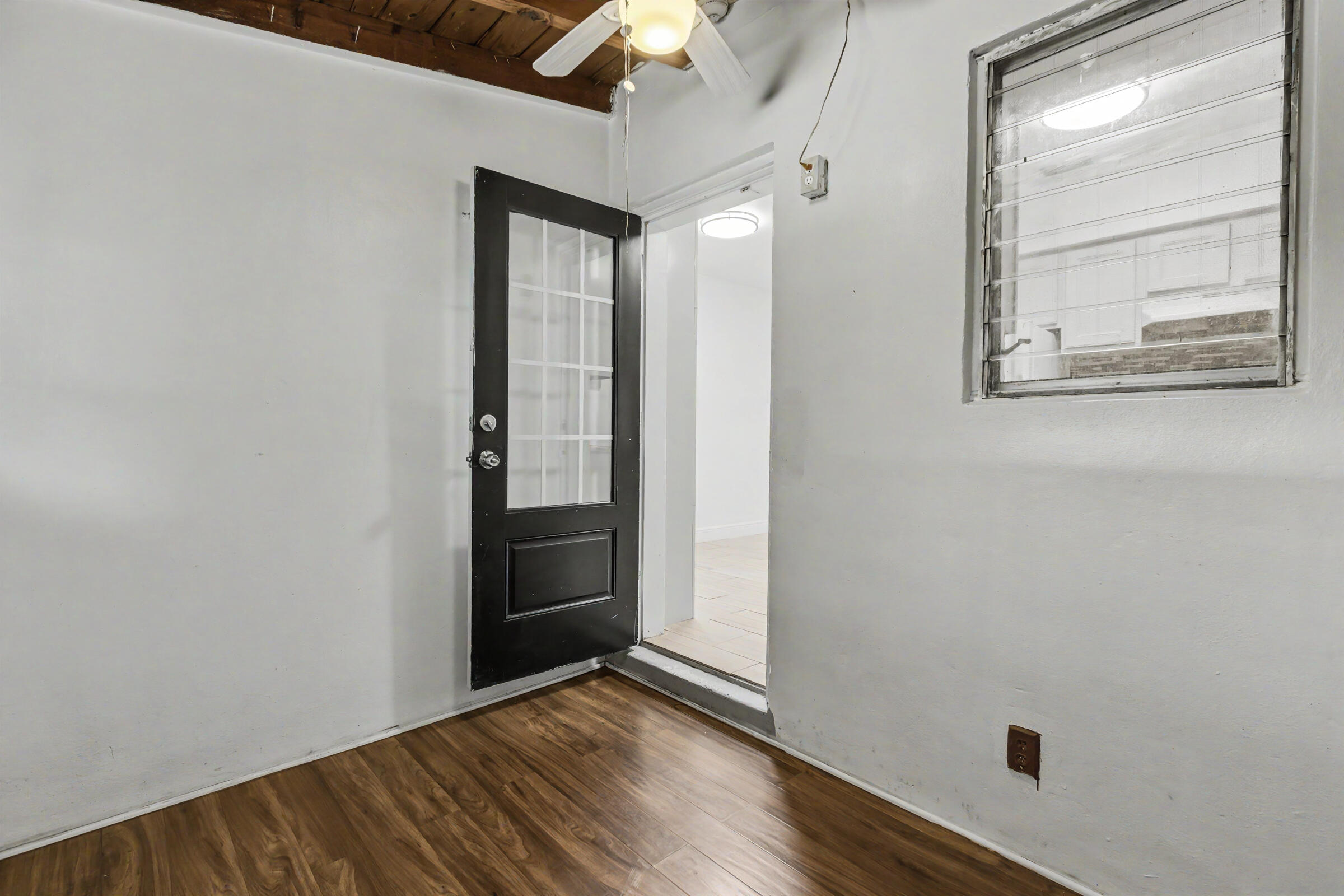 604 Ne 14th Place Property Photo 11