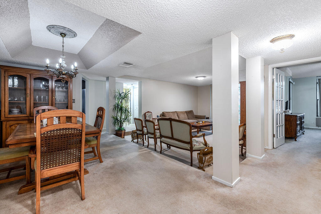 3680 Inverrary Drive 1v Property Photo 3