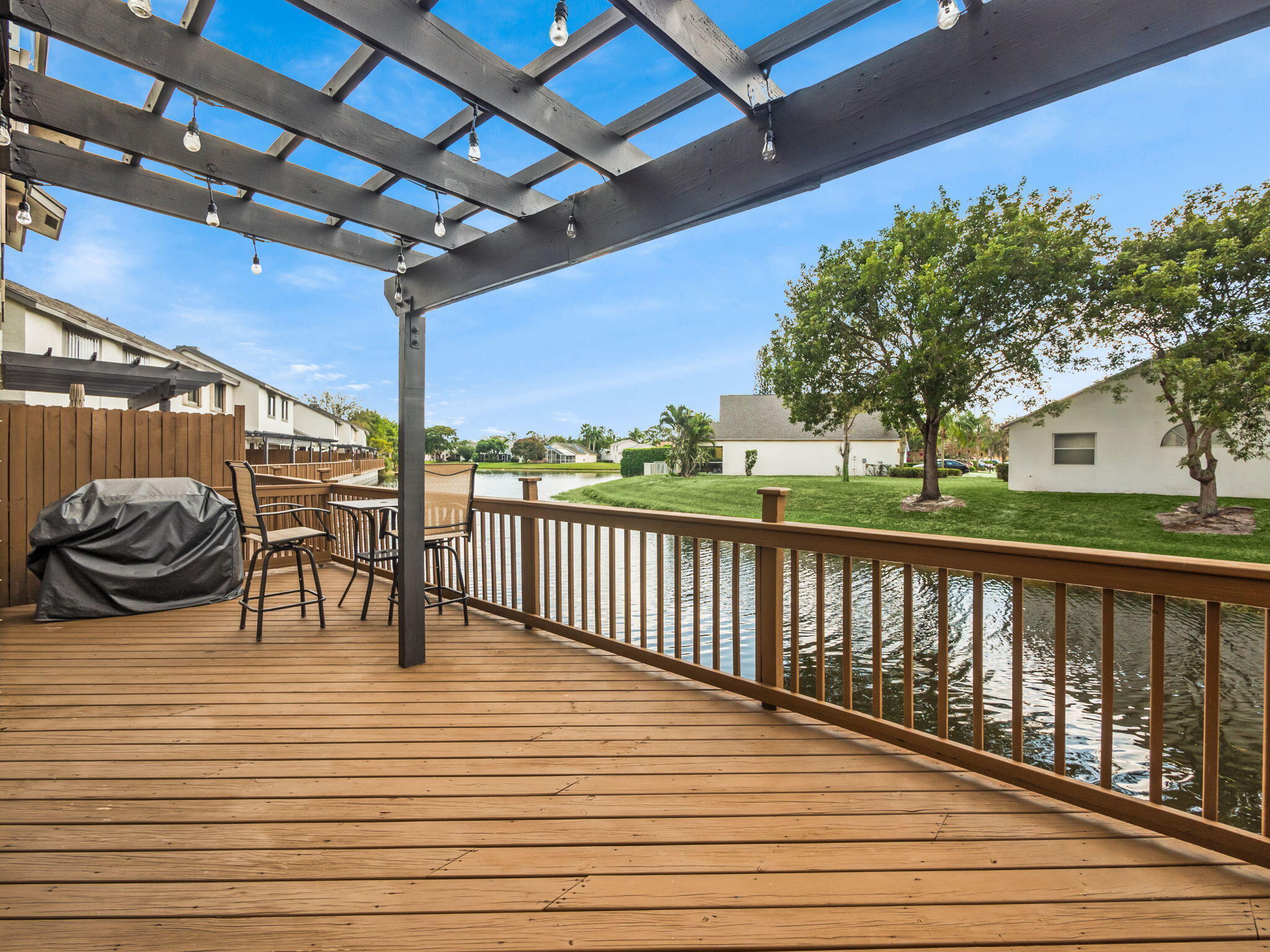 1103 Landings Boulevard Property Photo 16