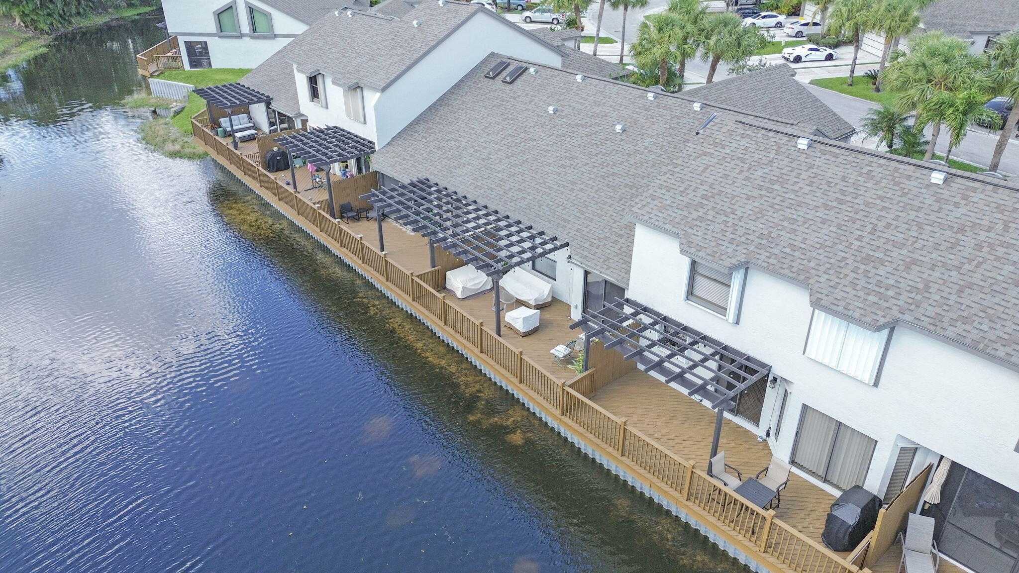 1103 Landings Boulevard Property Photo 17