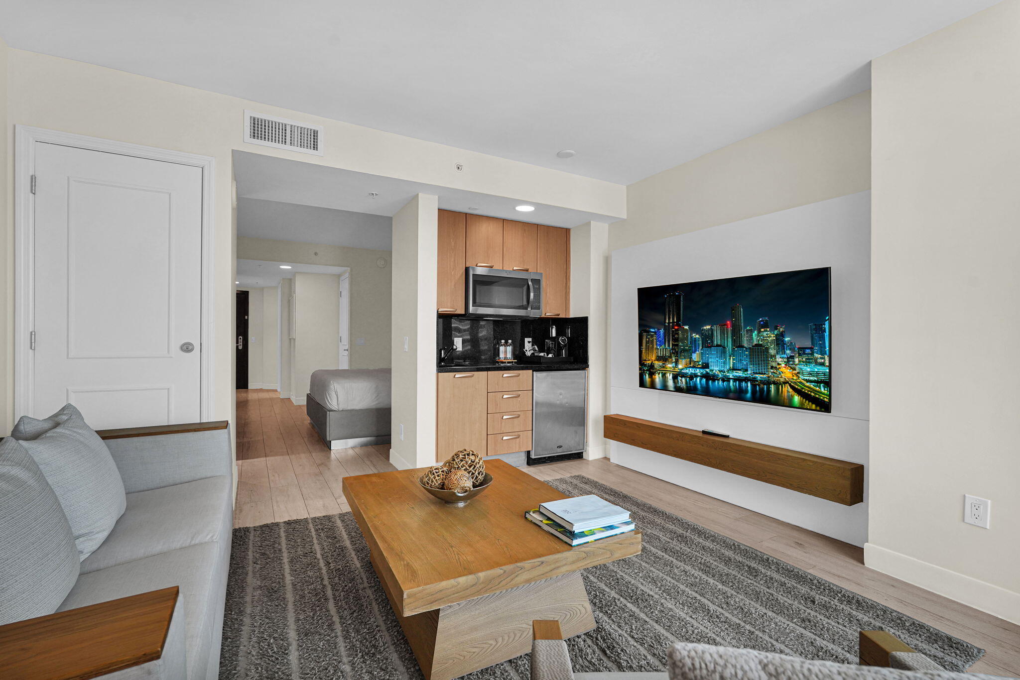 505 N Fort Lauderdale Beach Boulevard 1103 Property Photo 14