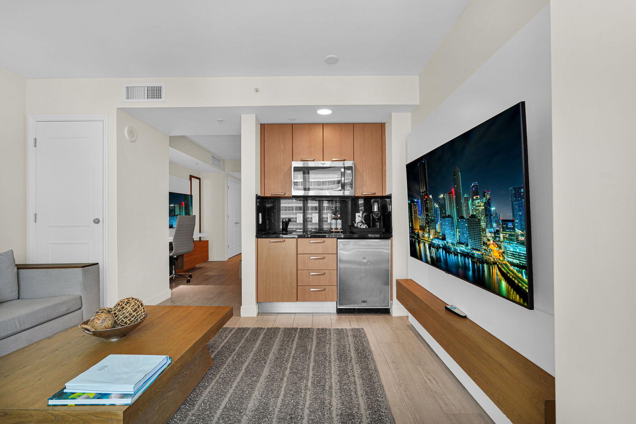 505 N Fort Lauderdale Beach Boulevard 1103 Property Photo 15