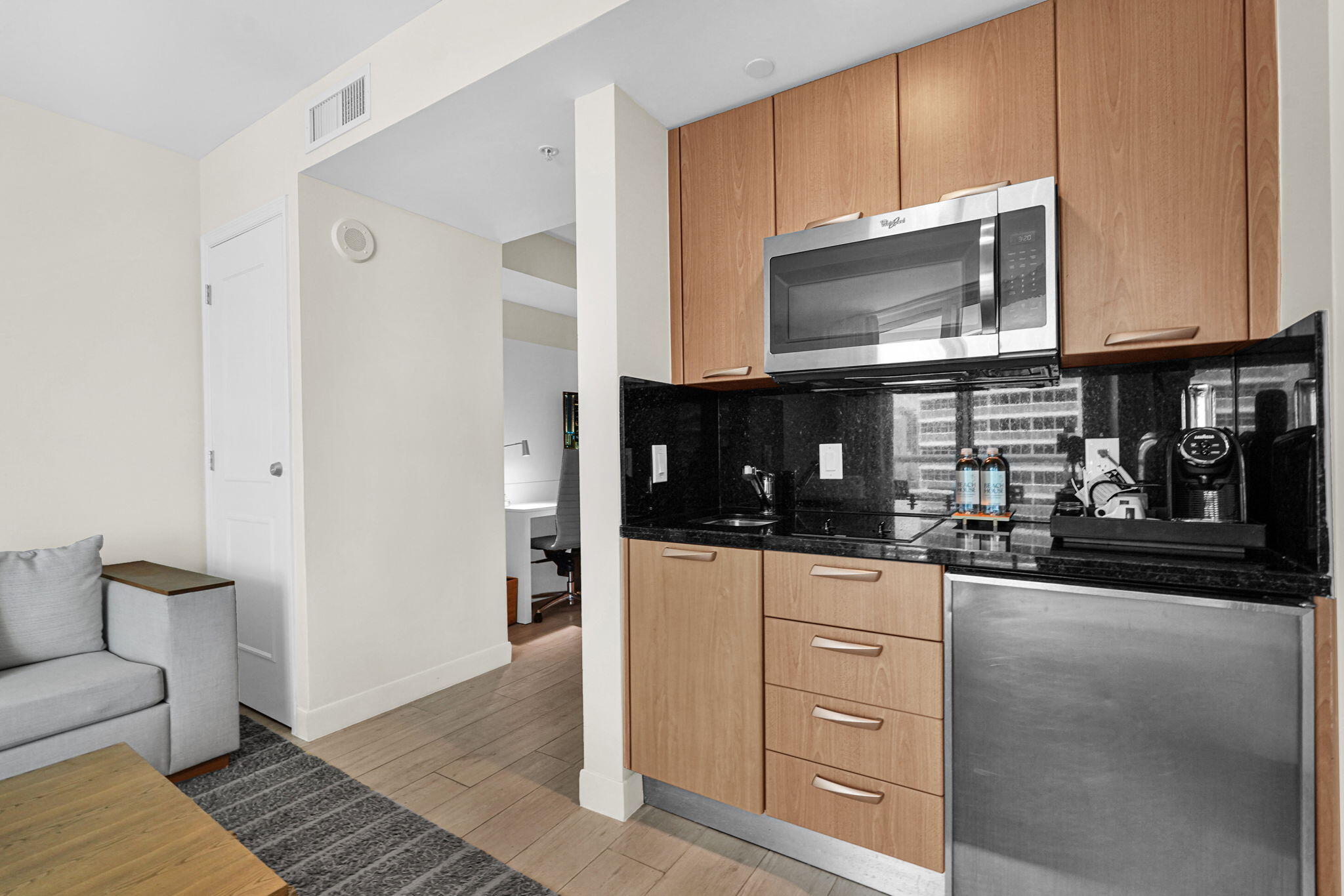 505 N Fort Lauderdale Beach Boulevard 1103 Property Photo 16