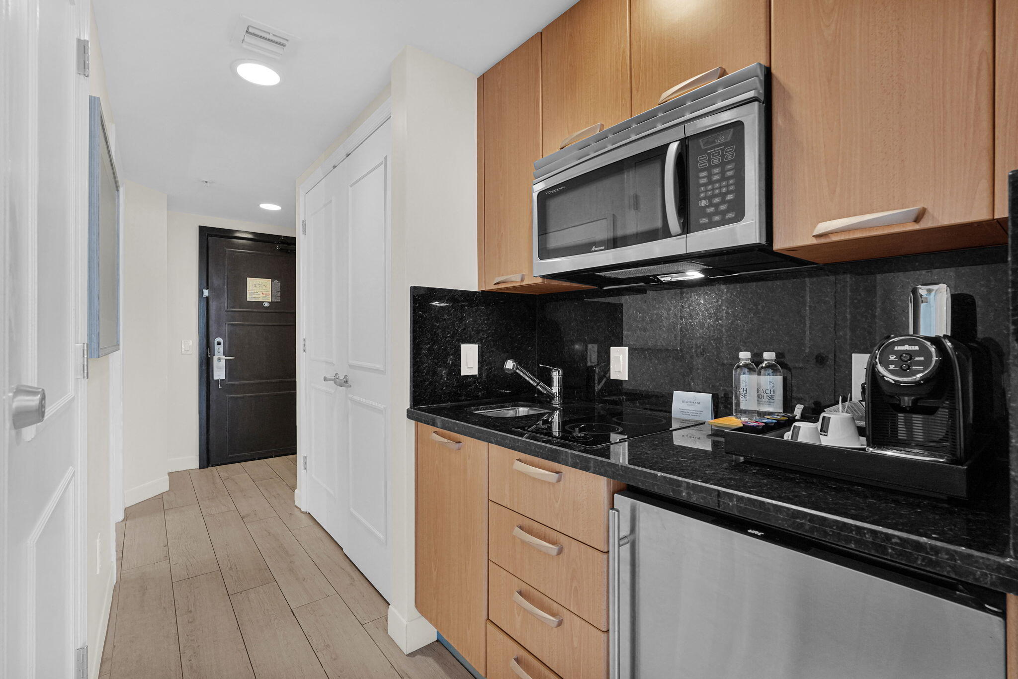 505 N Fort Lauderdale Beach Boulevard 915 Property Photo 2