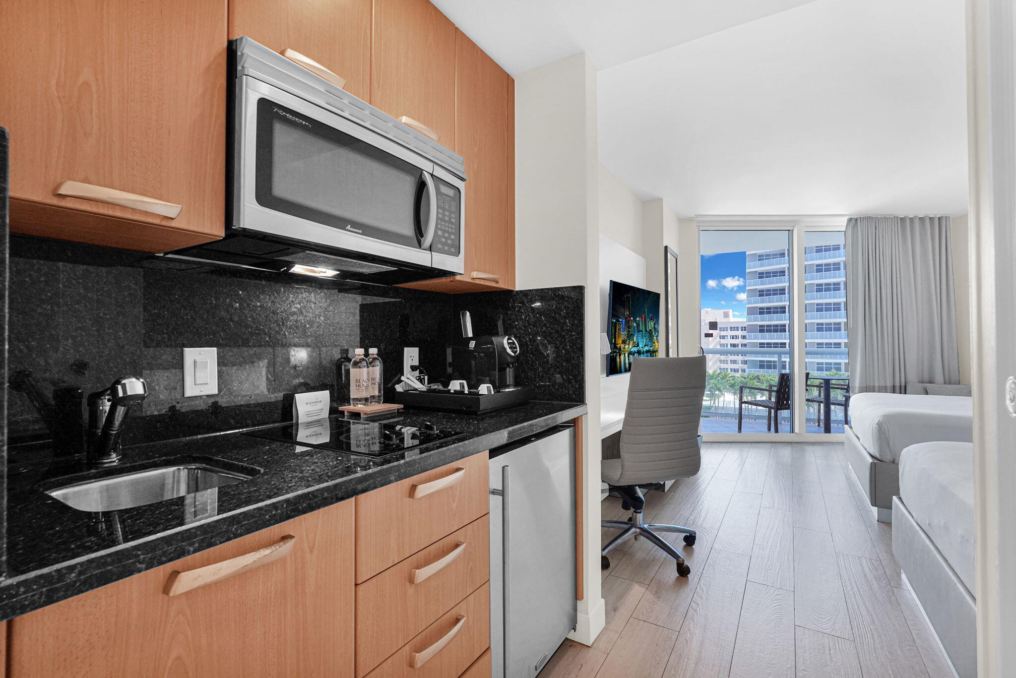 505 N Fort Lauderdale Beach Boulevard 915 Property Photo 23