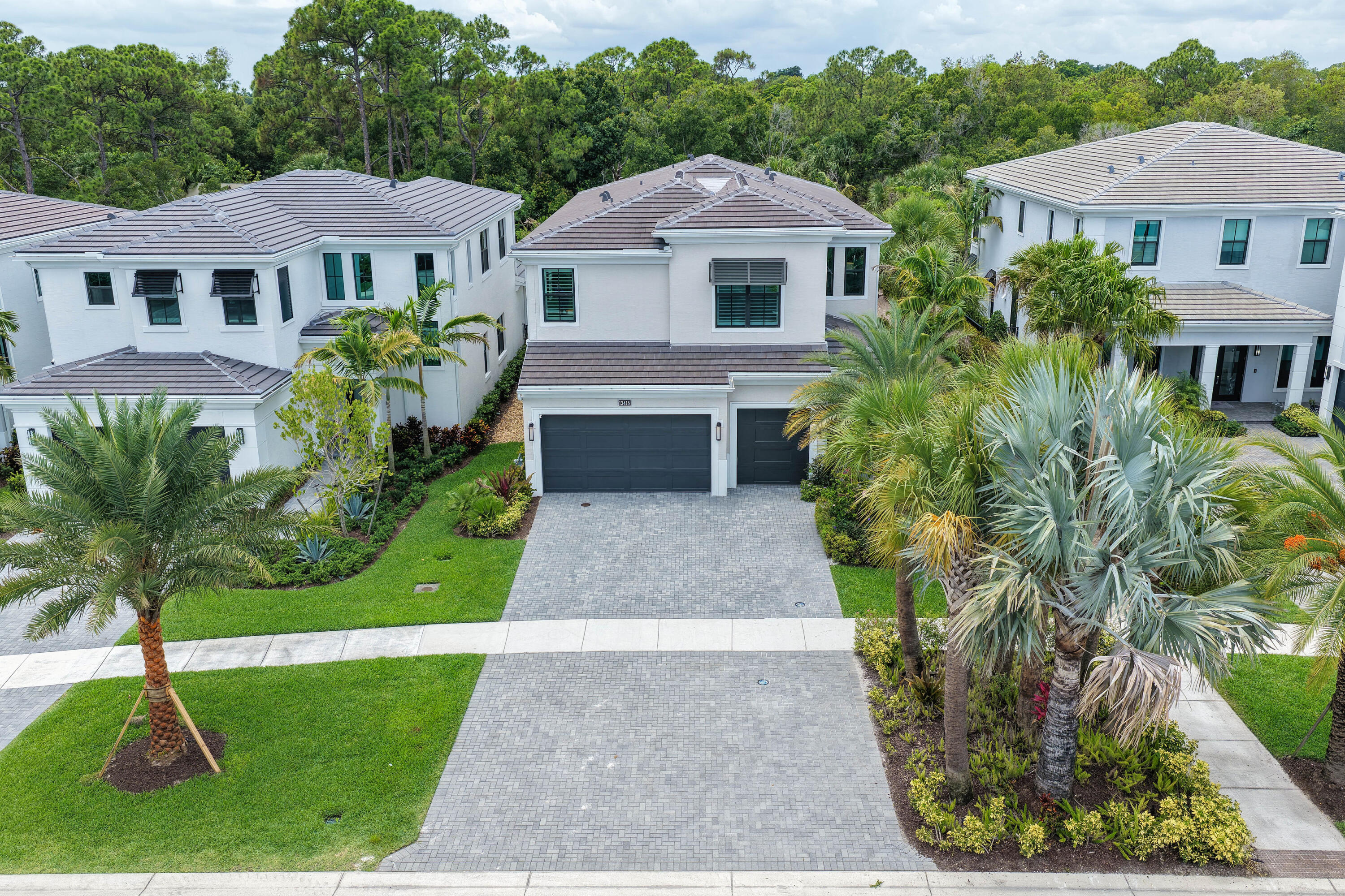 13418 Artisan Circle Property Photo 4