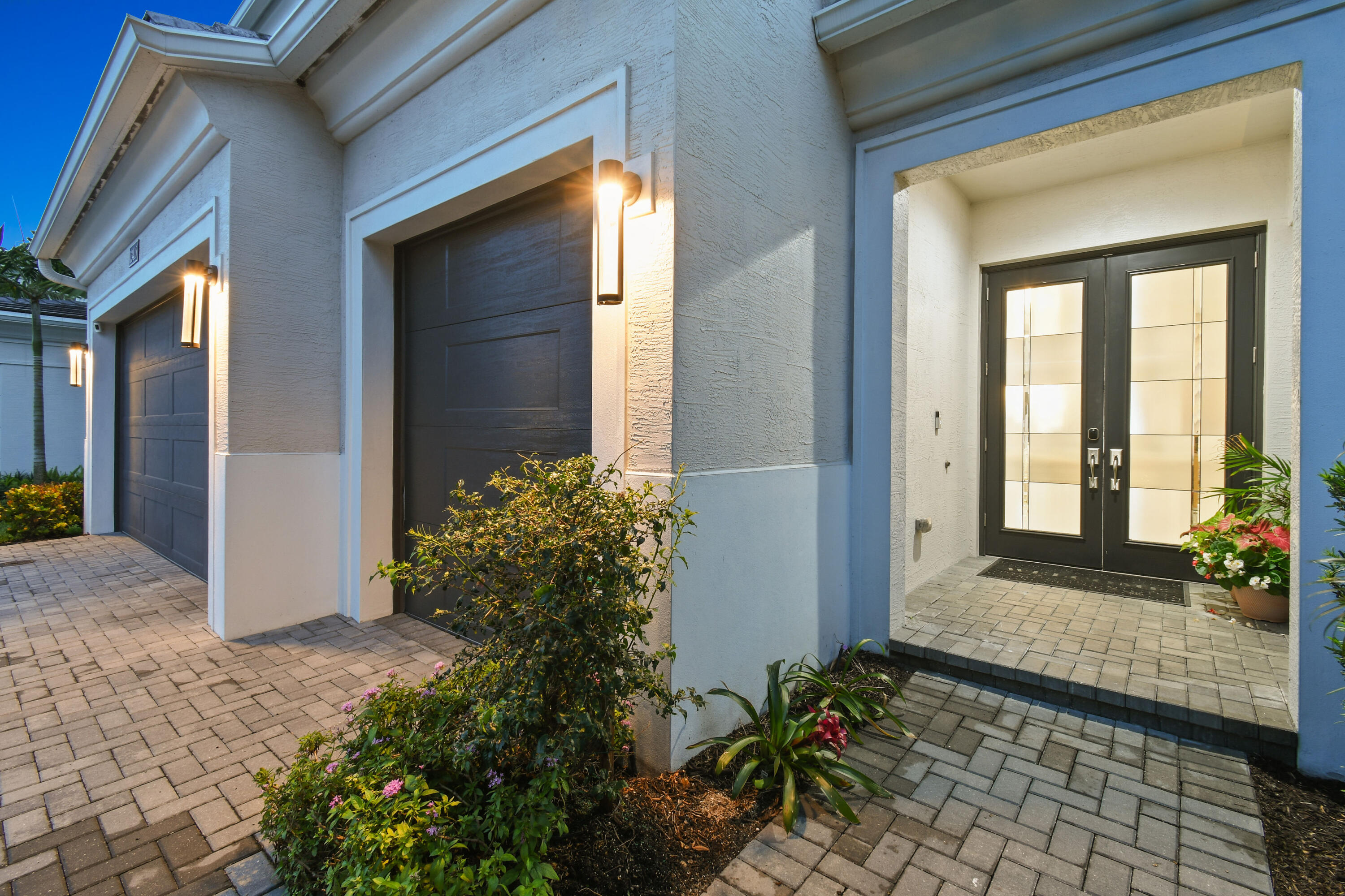 13418 Artisan Circle Property Photo 5