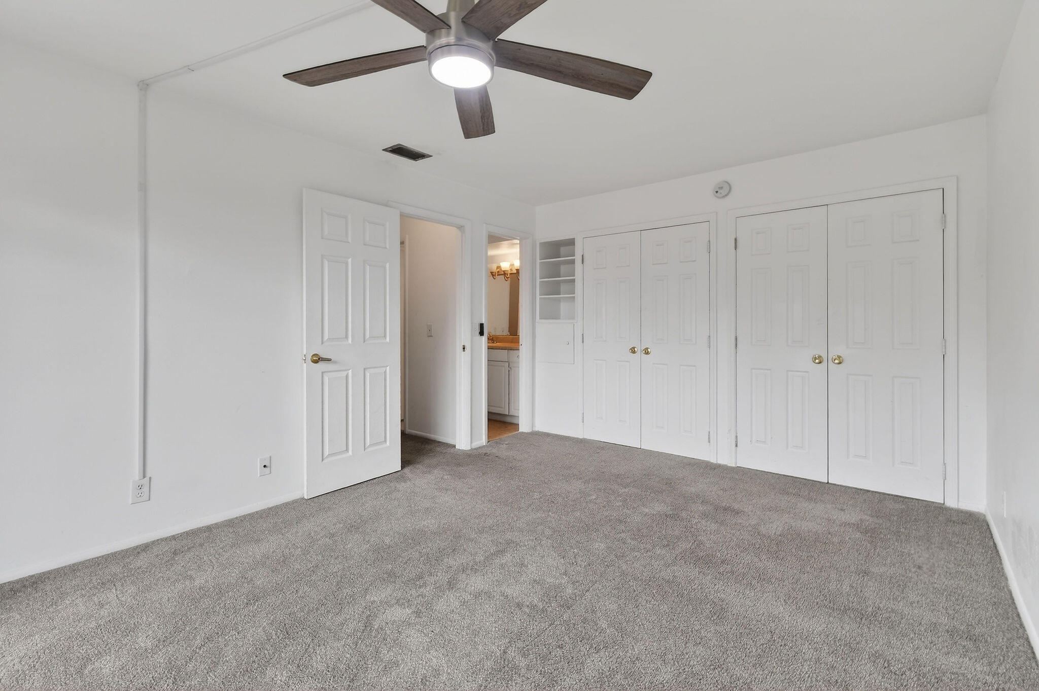 3502 Gardens E Drive B Property Photo 30