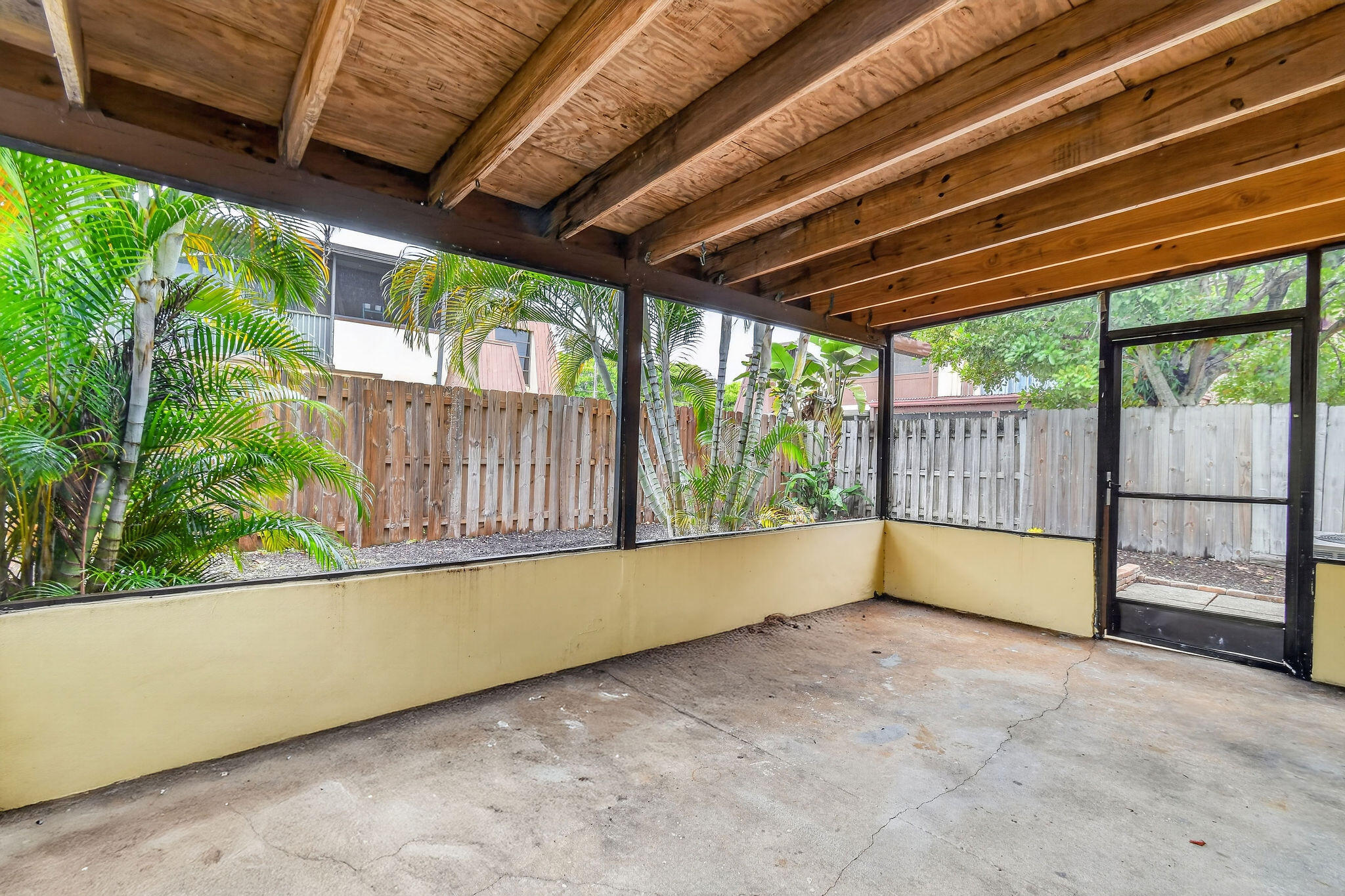 3502 Gardens E Drive B Property Photo 47