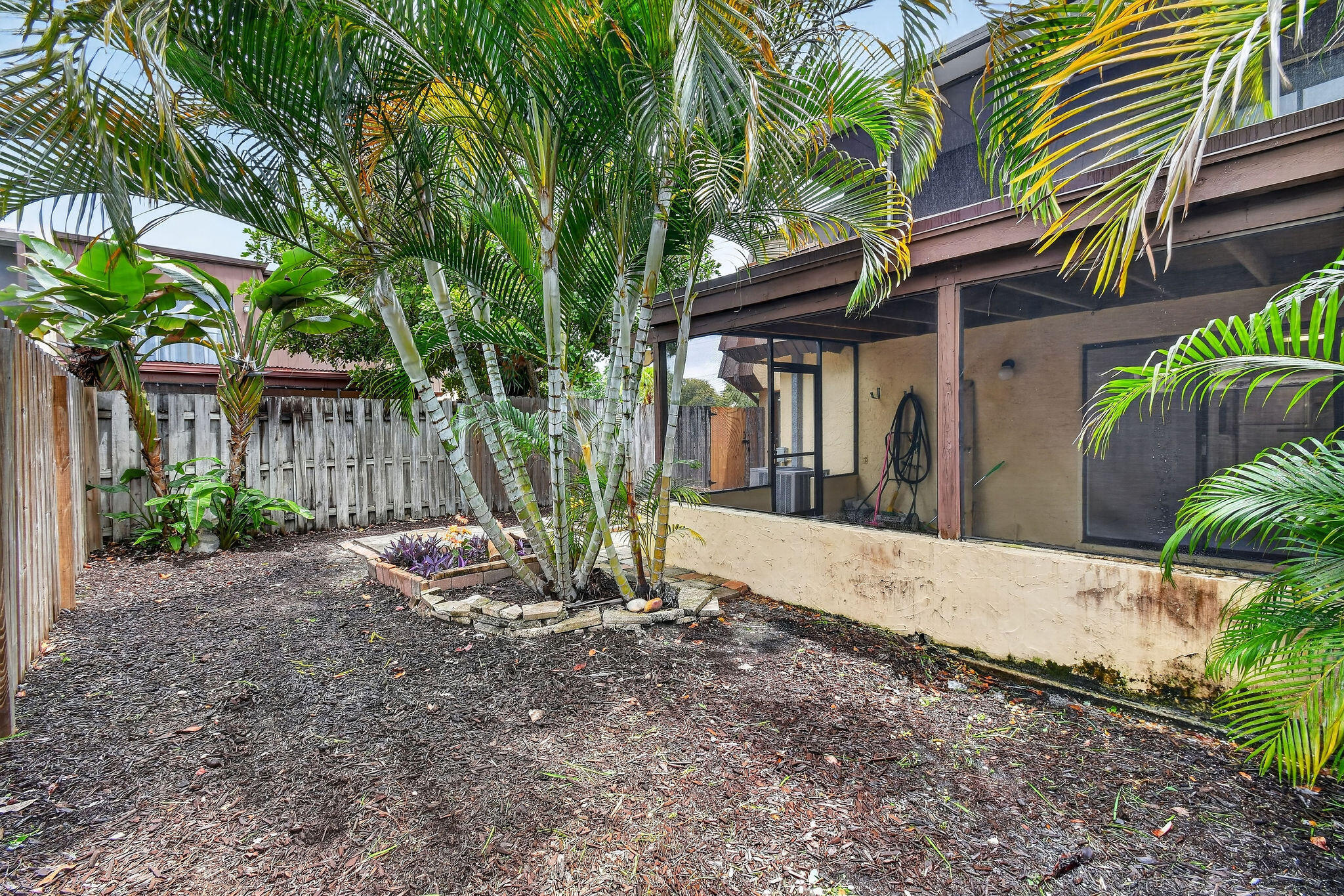 3502 Gardens E Drive B Property Photo 71