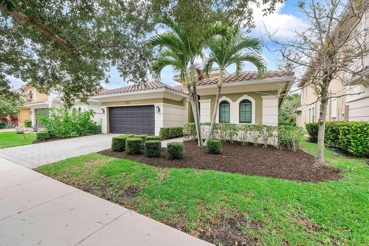 8231 Canopy Terrace Property Photo 3