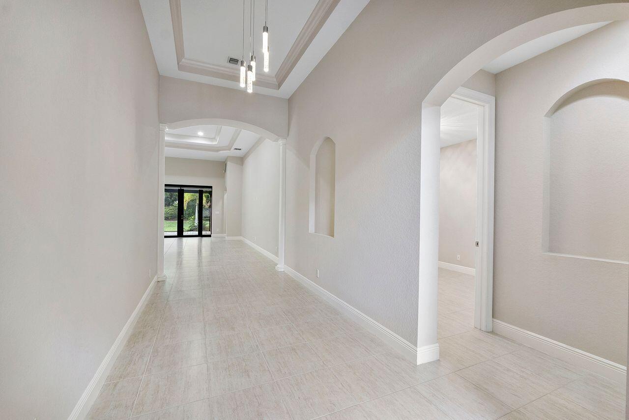 8231 Canopy Terrace Property Photo 4