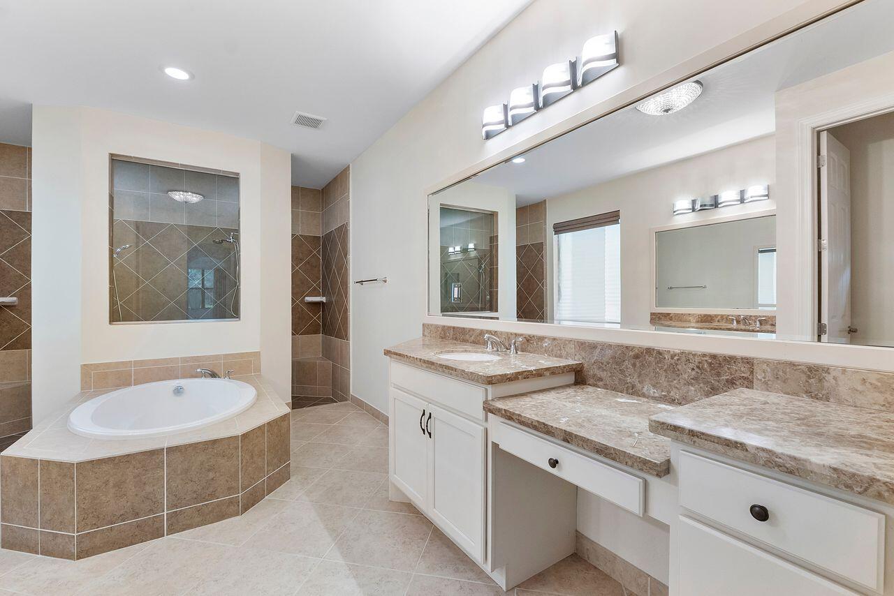 8231 Canopy Terrace Property Photo 23
