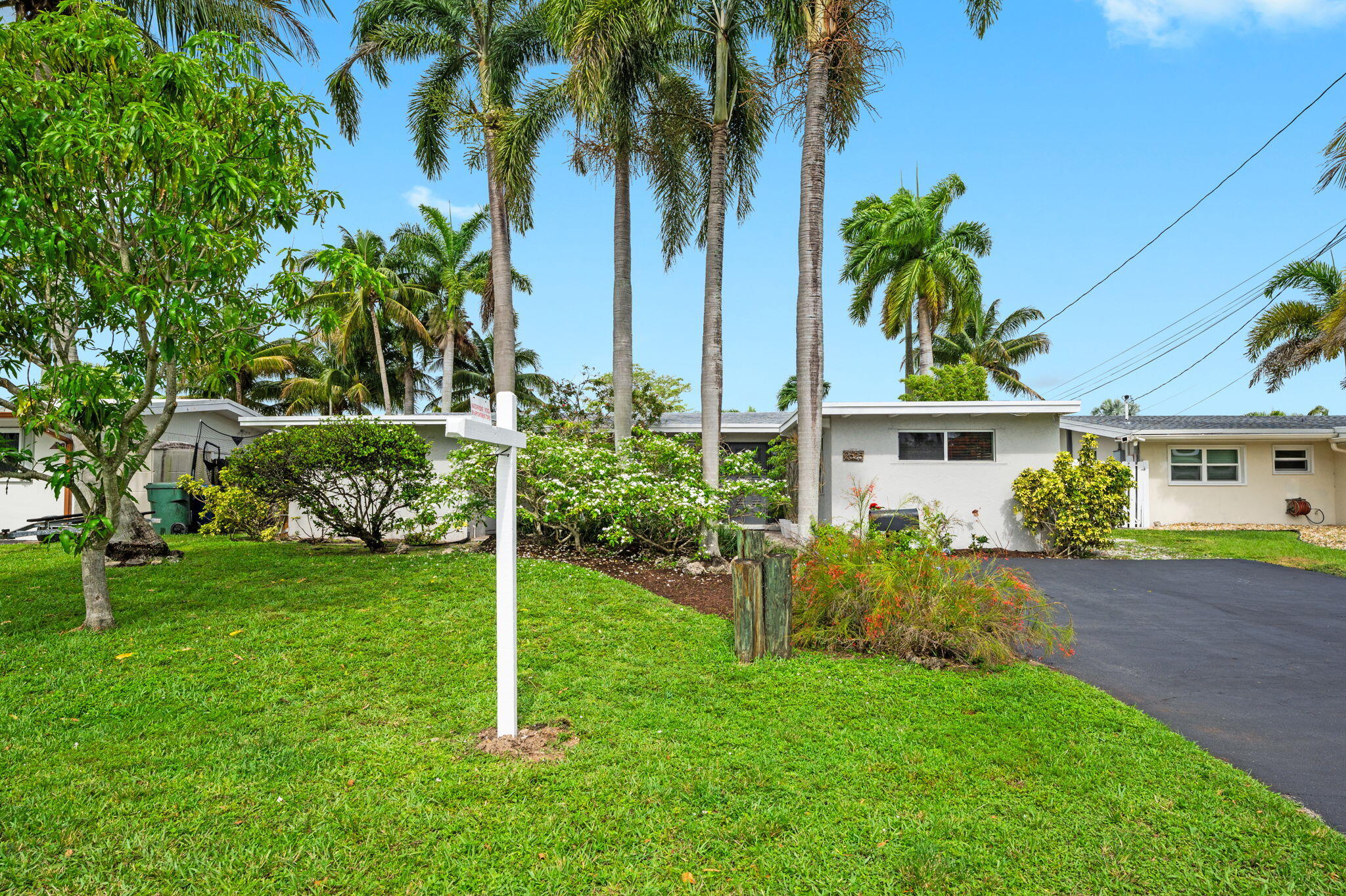 2625 Gulfstream Lane Property Photo 11