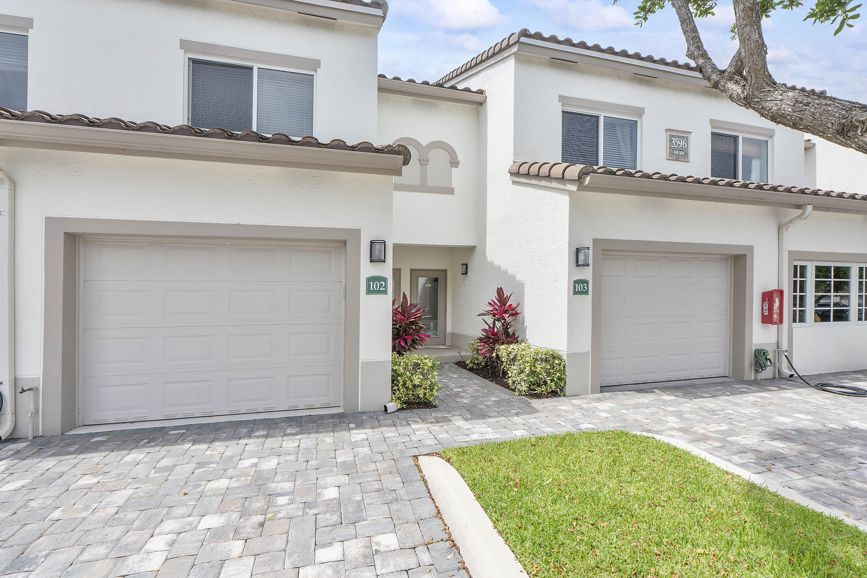 3596 S Ocean Boulevard 102